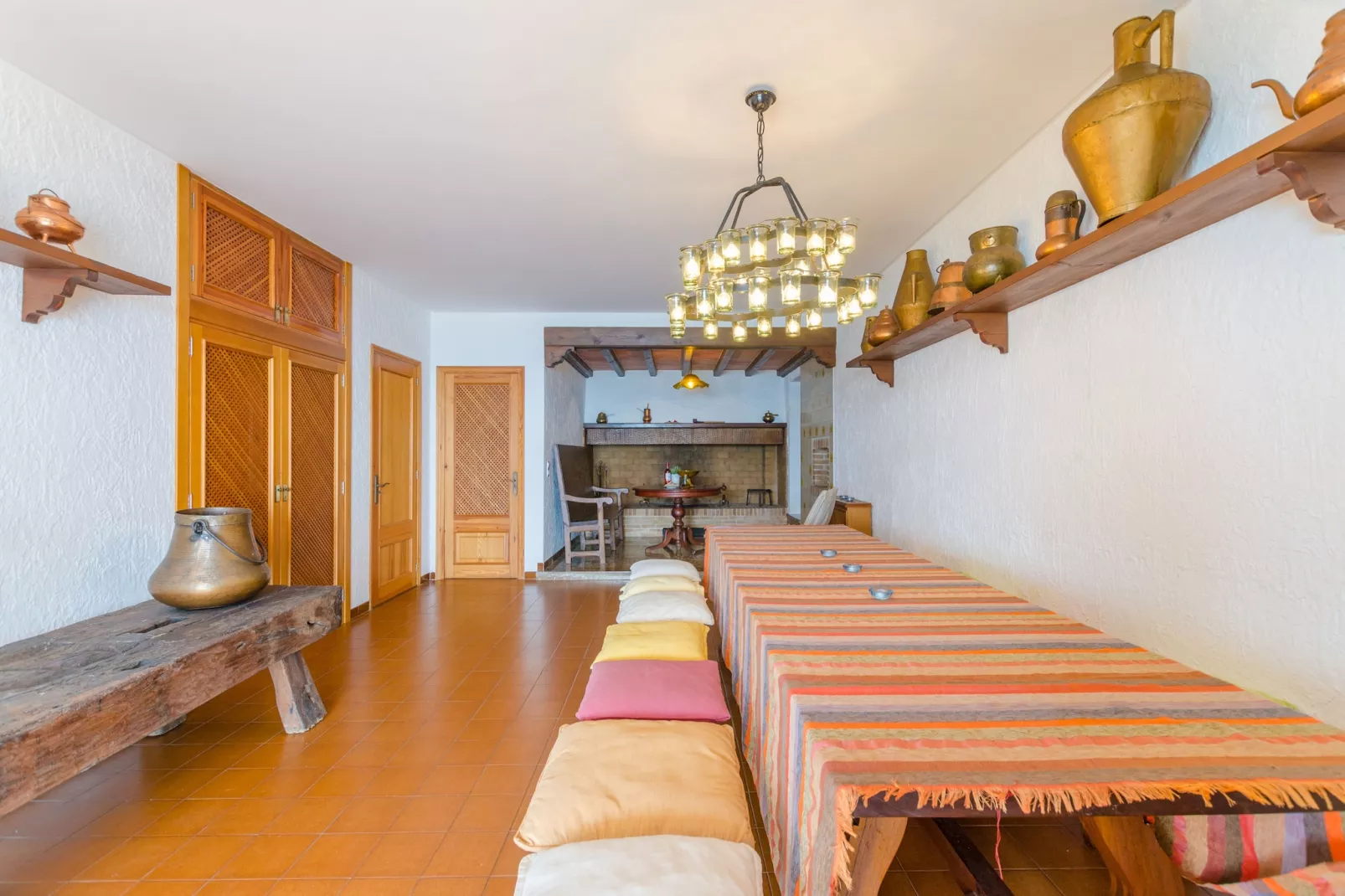 Villa Can Torrens-Dining room