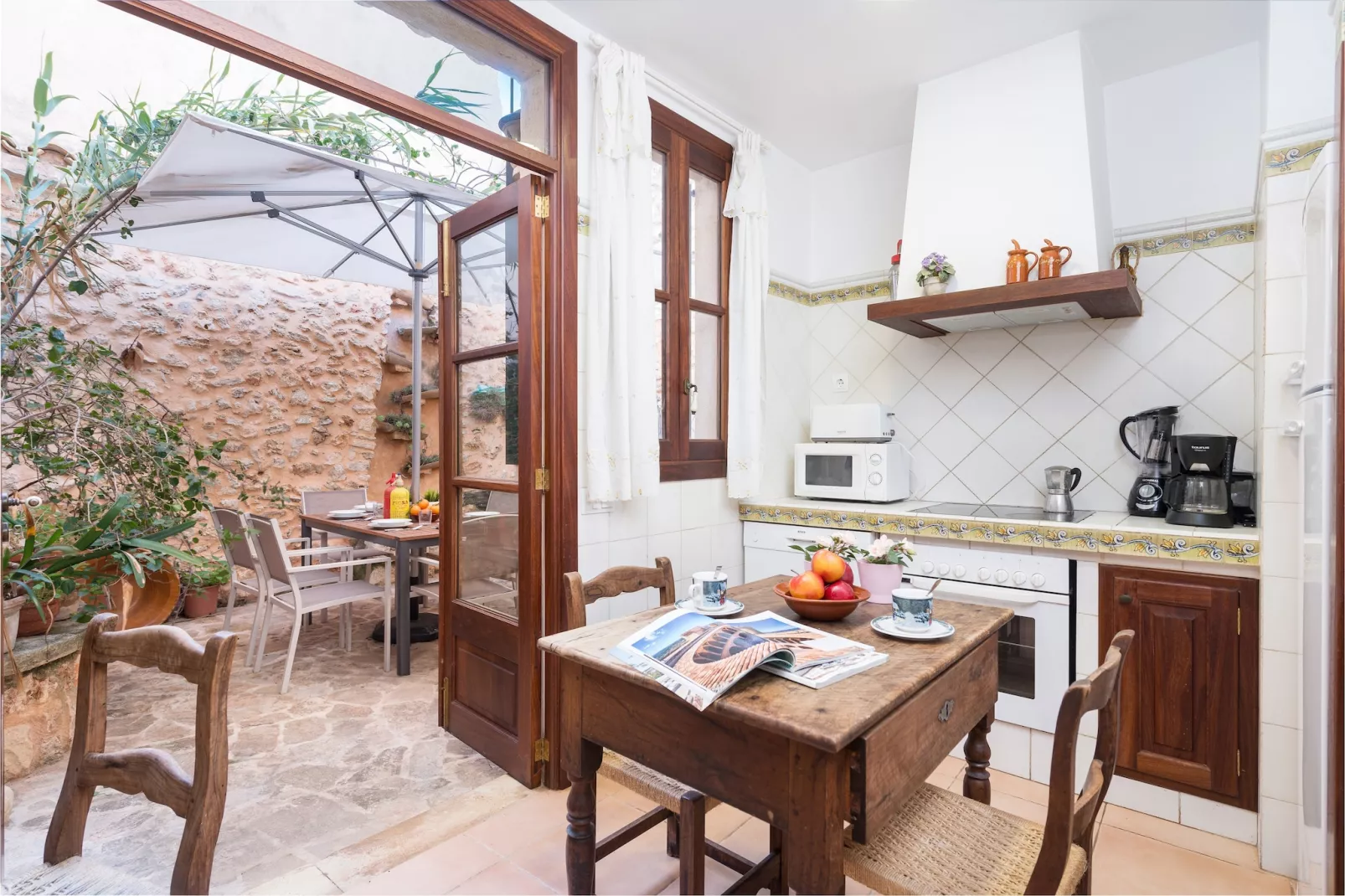 Can Vallori-Kitchen