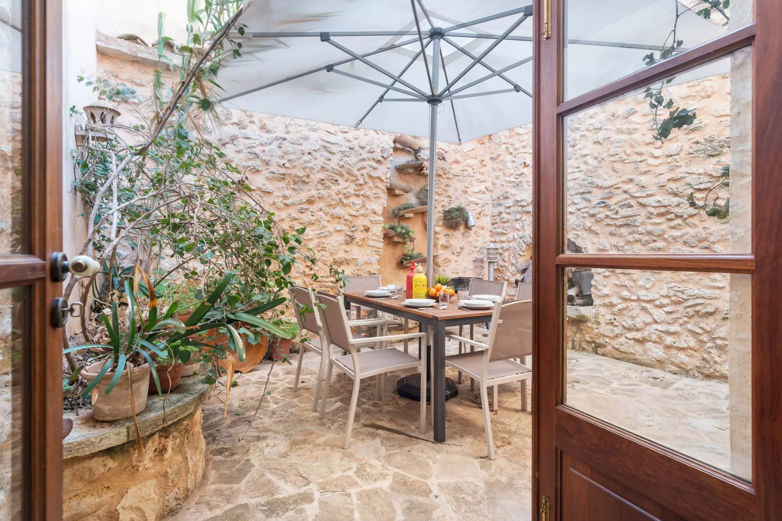 Can Vallori-Terrace balcony