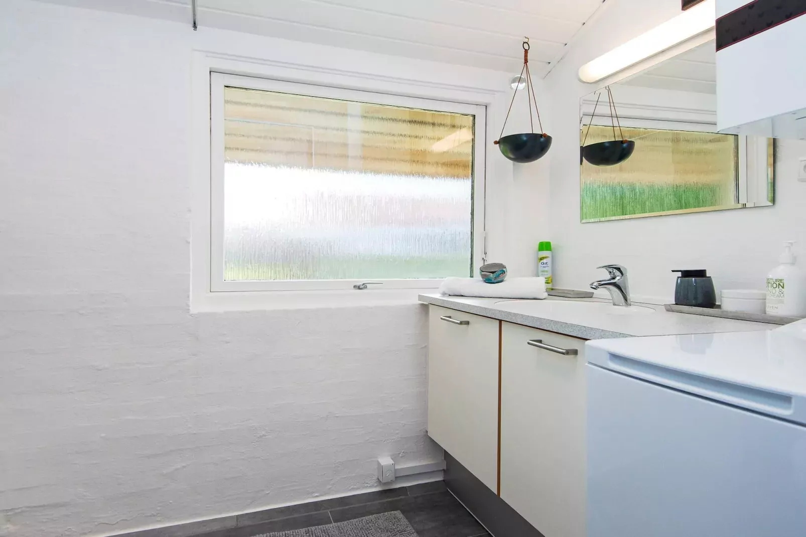3 room,2 levels,dishwasher.,Premium-Innenbereich