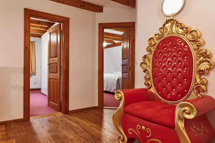 Haus Monika 200 qm / 7-8 Personen-Landing