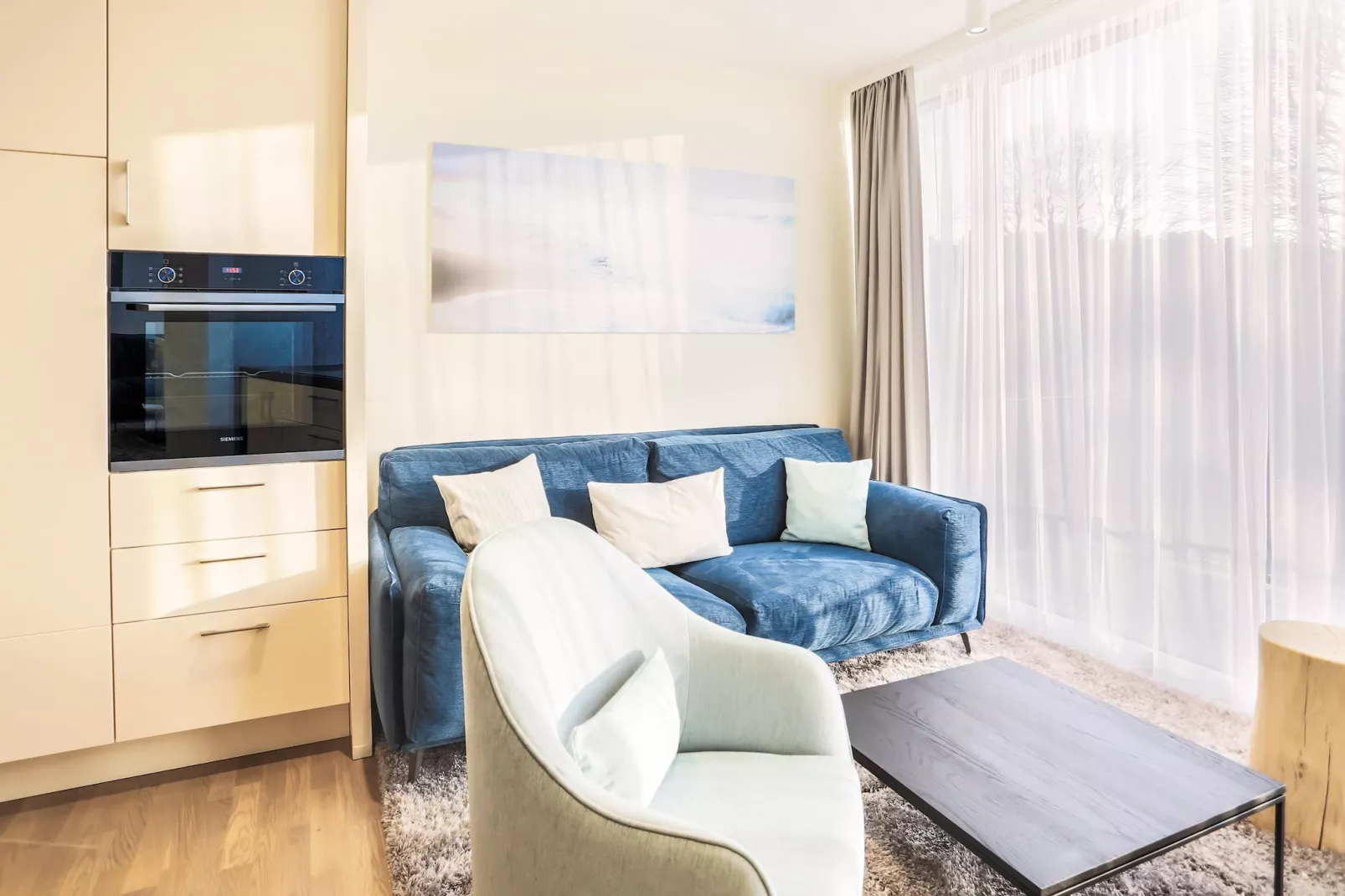 Apartments im MAREMÜRITZ Yachthafen Resort & Spa / Anker Penthouse Suite 2 Personen-Living room