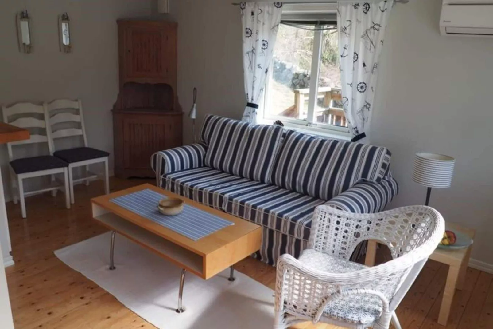 4 person holiday home in HAKENÄSET-By Traum