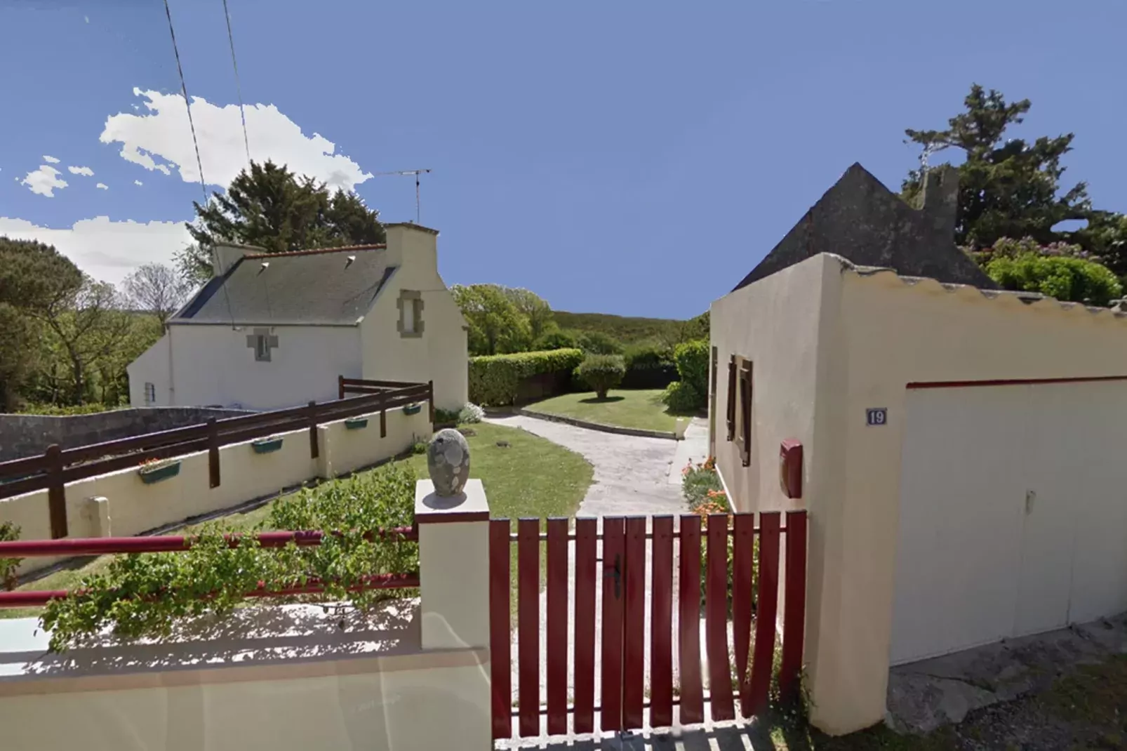 Holiday home Plogoff-Exterior summer