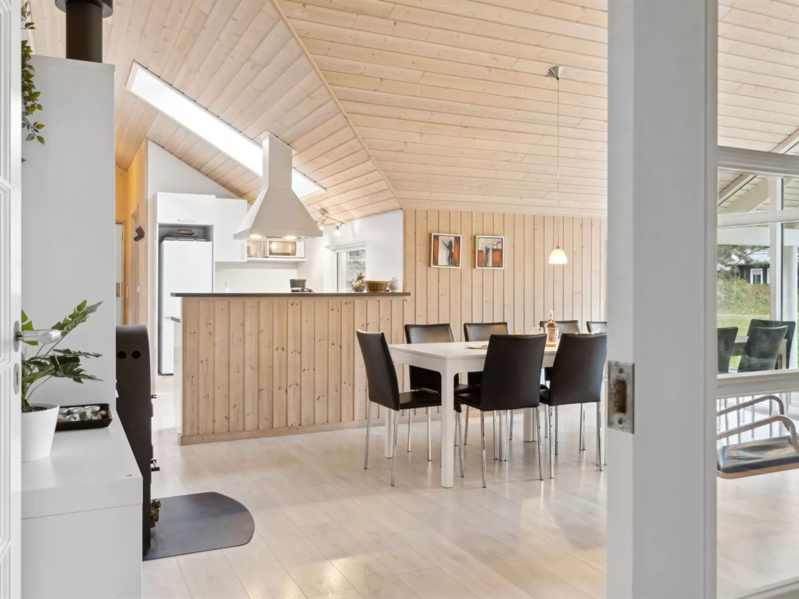 "Judit" - 225m from the sea-Inside