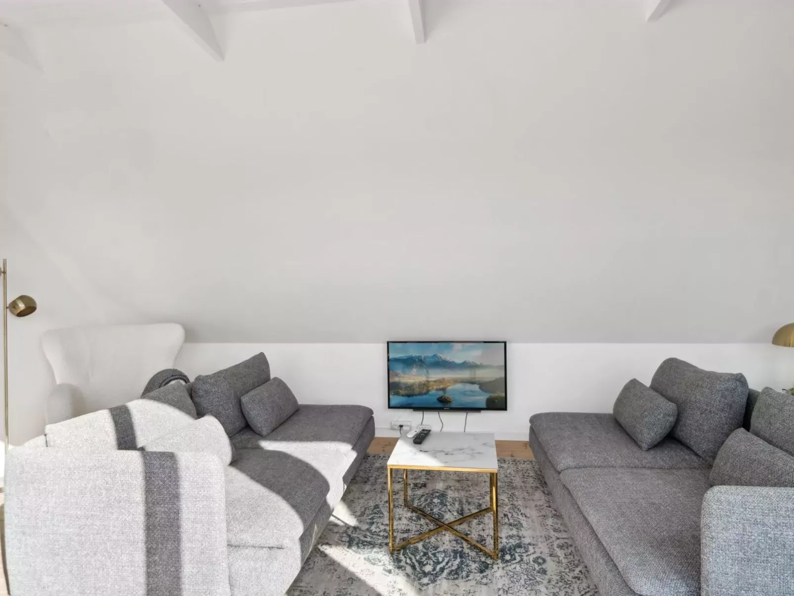 "Elmeri" - 200m from the sea-Dedans