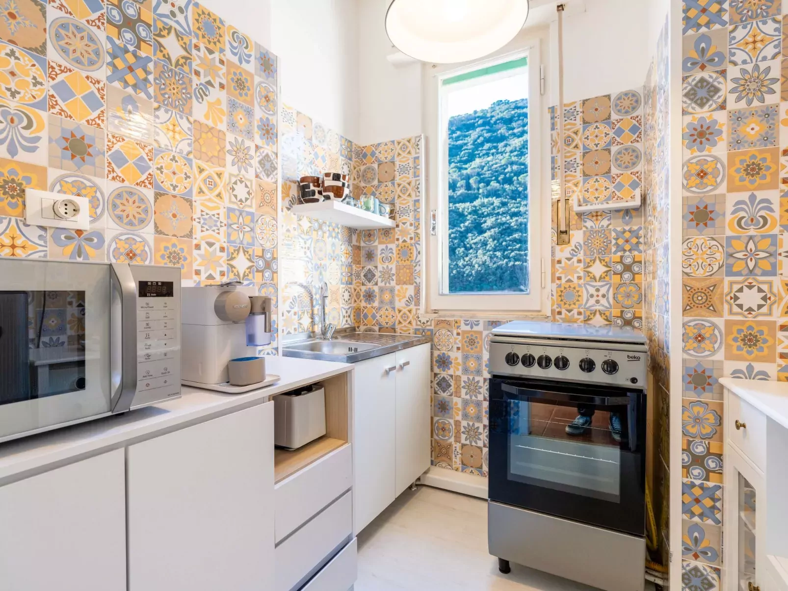 Mare Borgo-Inside