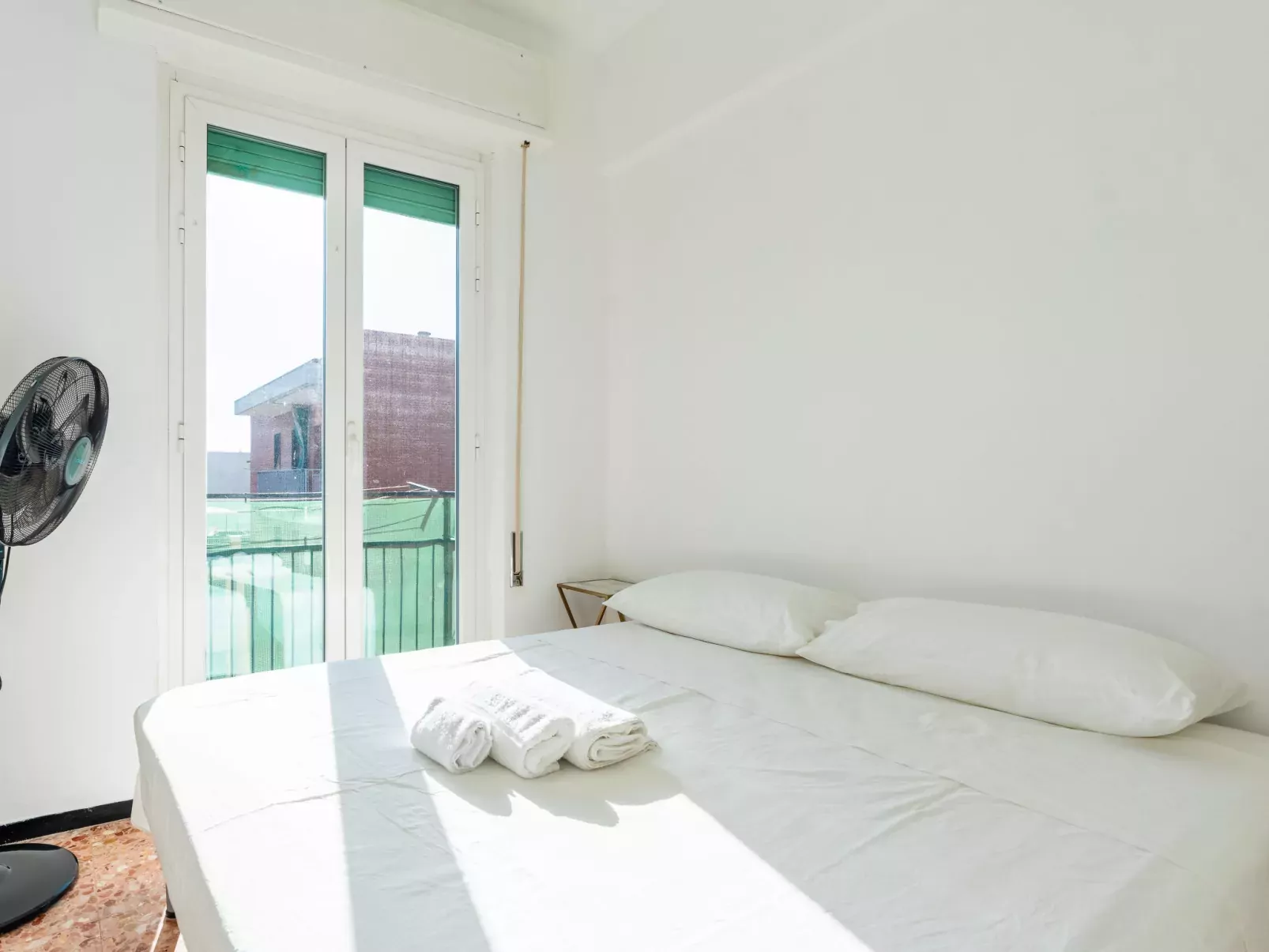 Mare Borgo-Inside
