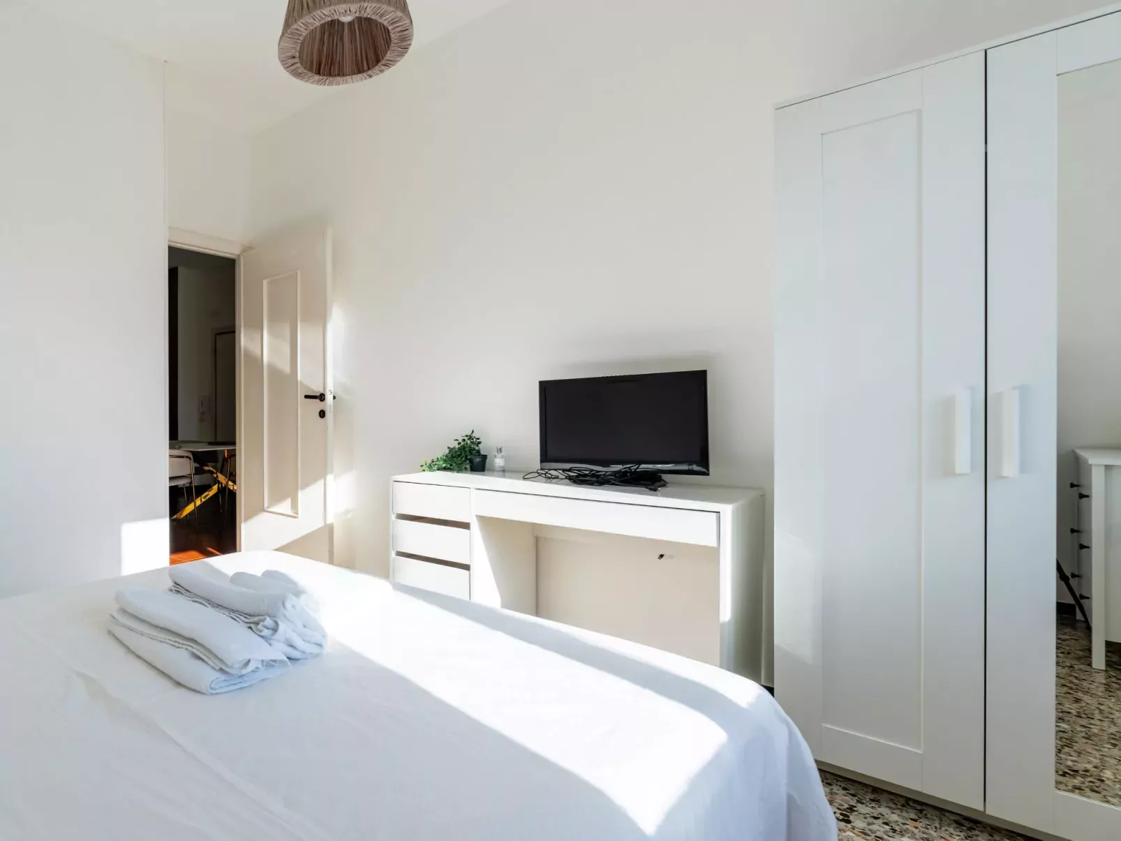 Mare Borgo-Inside
