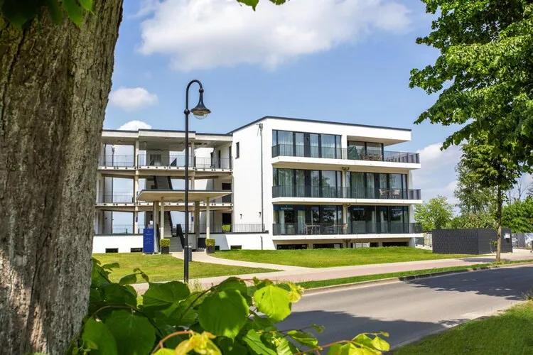 Apartments im MAREMÜRITZ Yachthafen Resort & Spa / Anker Penthouse Suite 4 Personen-Exterior summer