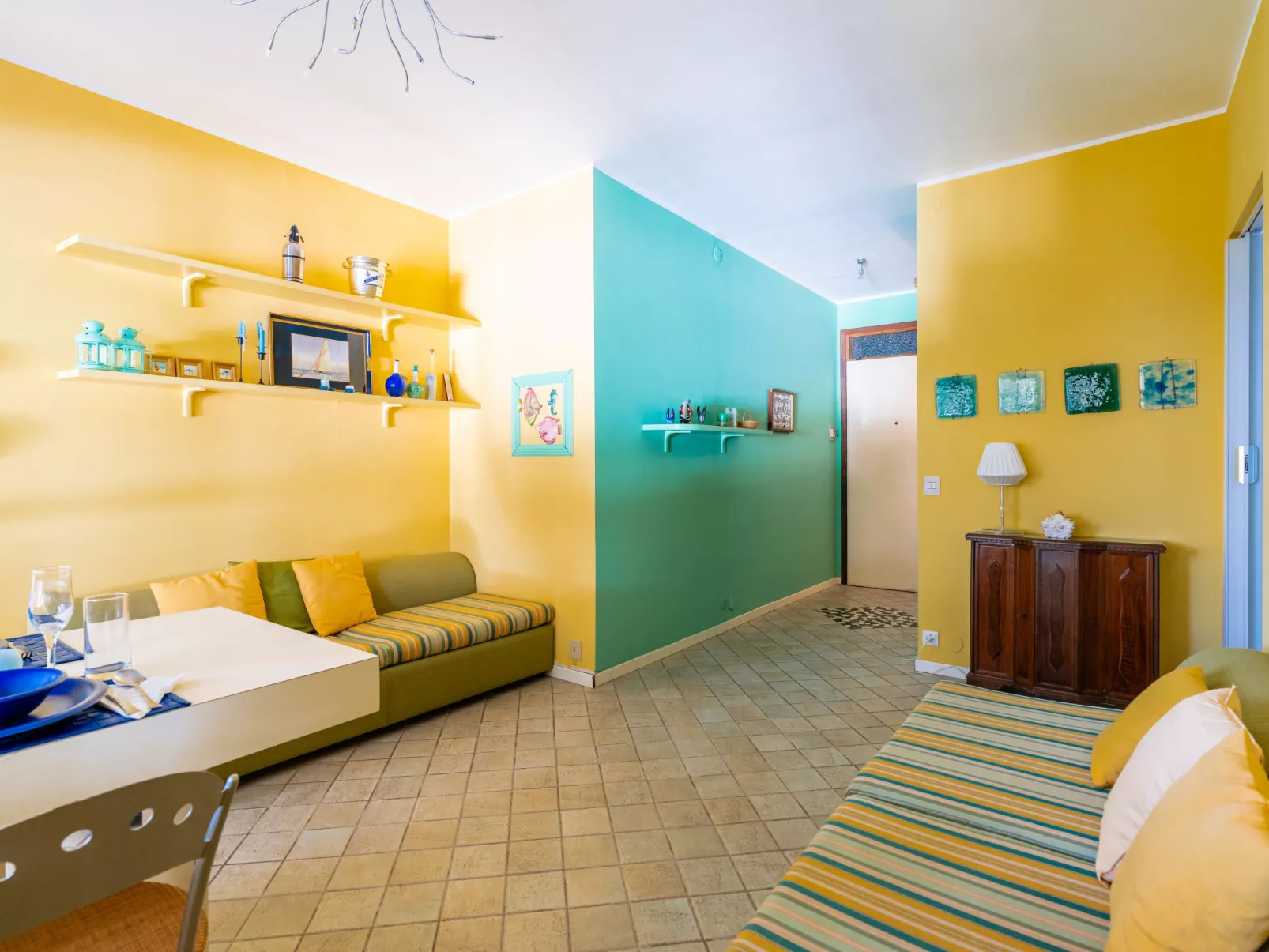 Il nido sul Mare-Inside