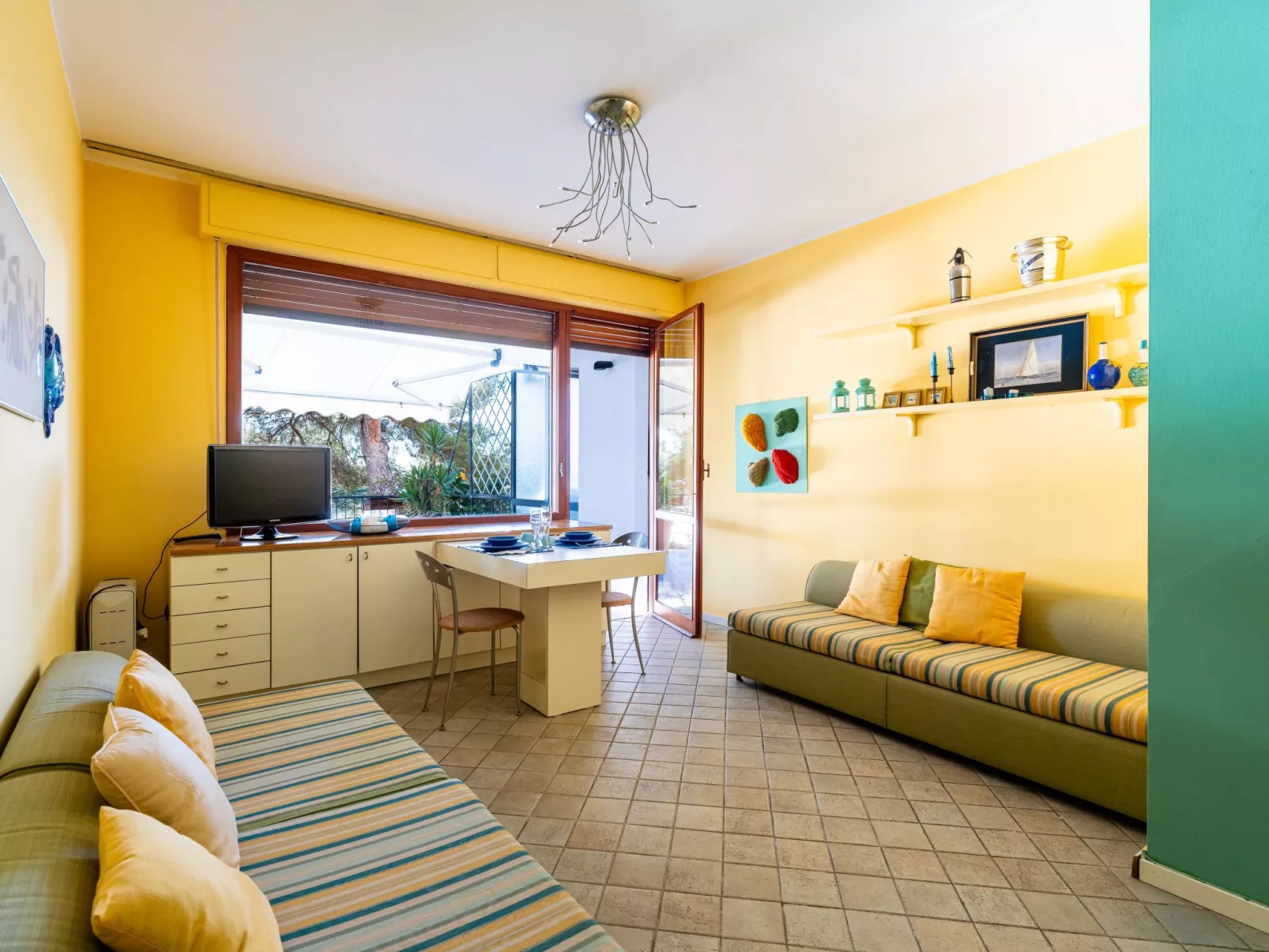 Il nido sul Mare-Inside