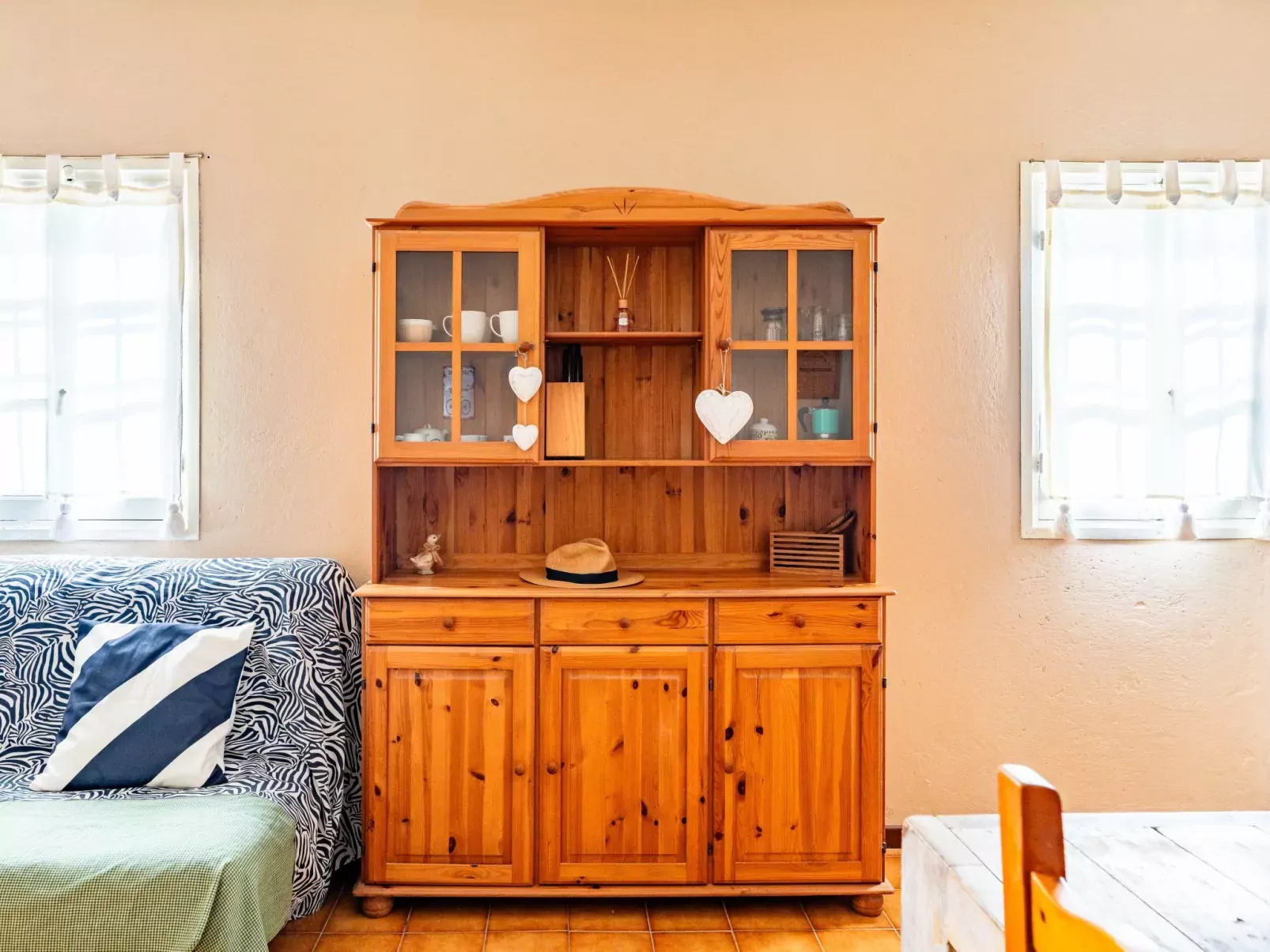 Gravel's House-Inside