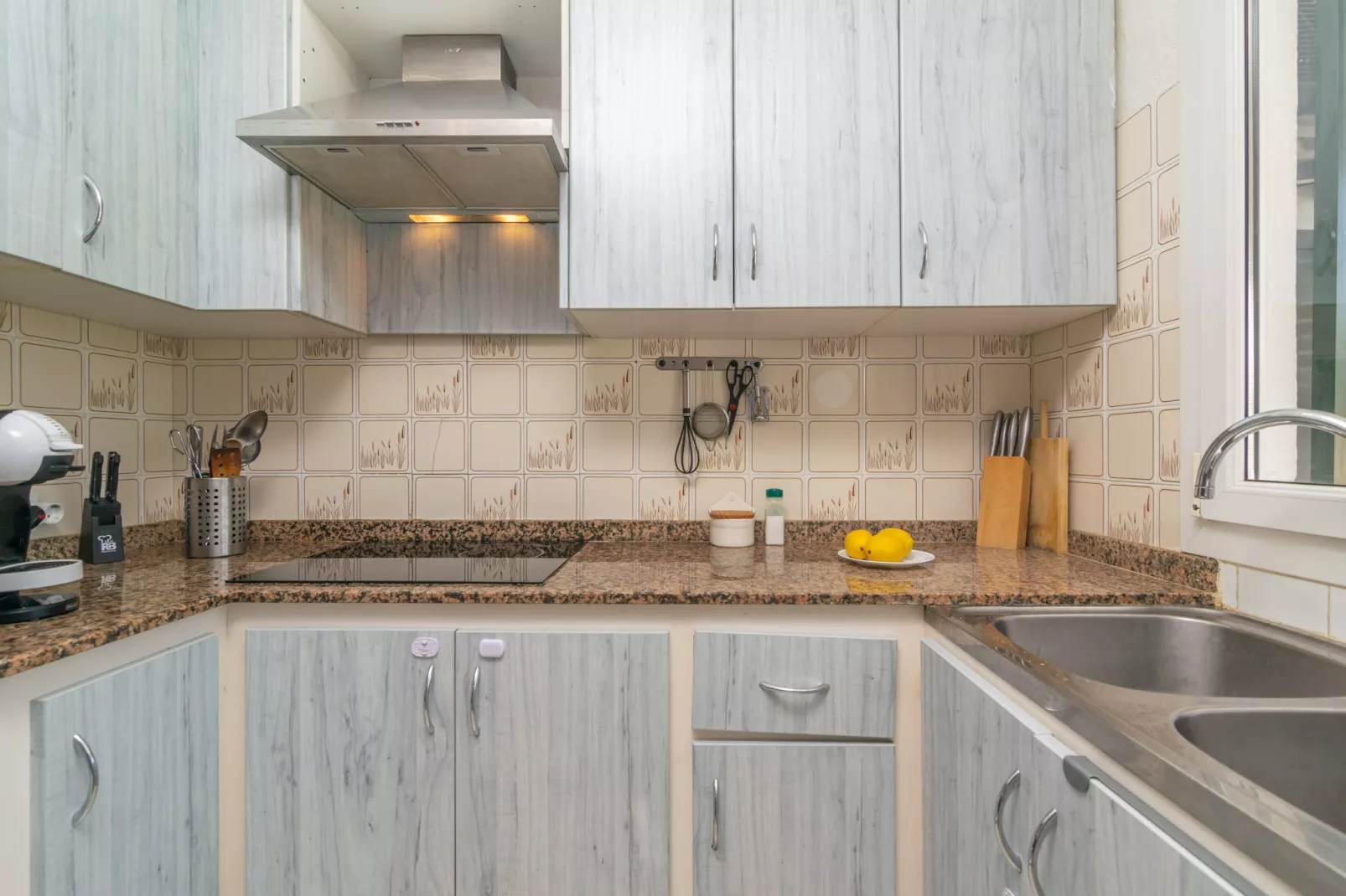 Saray- Son Alma-Kitchen