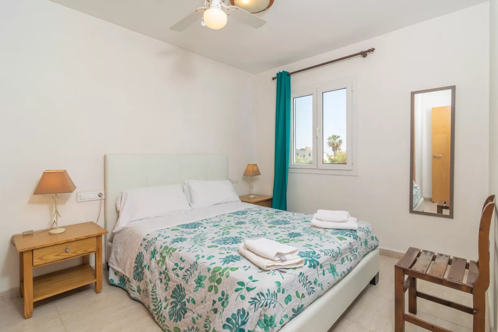 Saray- Son Alma-Bedroom