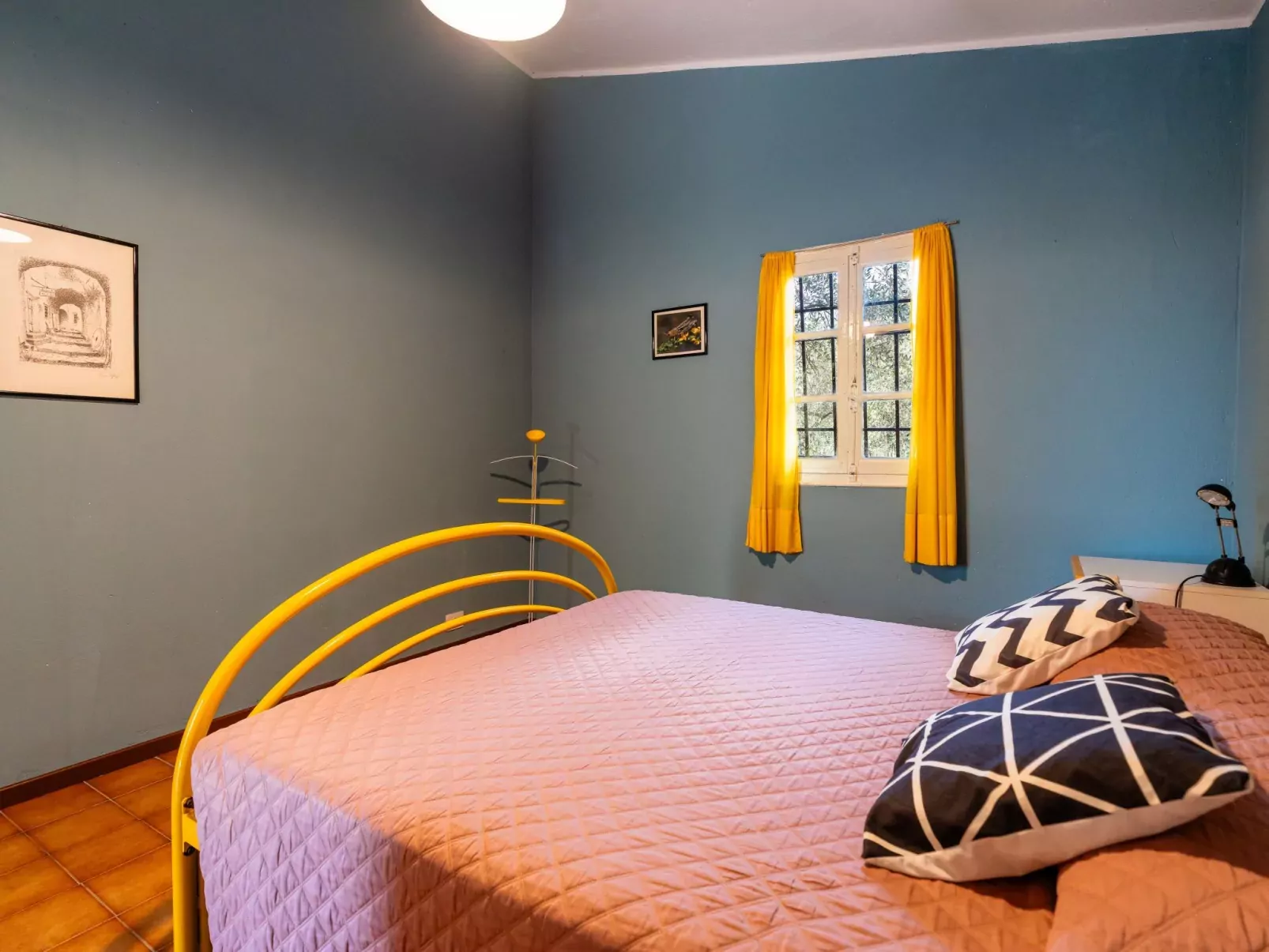 Gravel's House-Inside