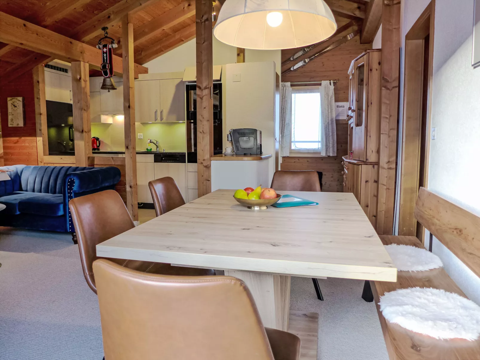Chalet Bienli Oben-Inside
