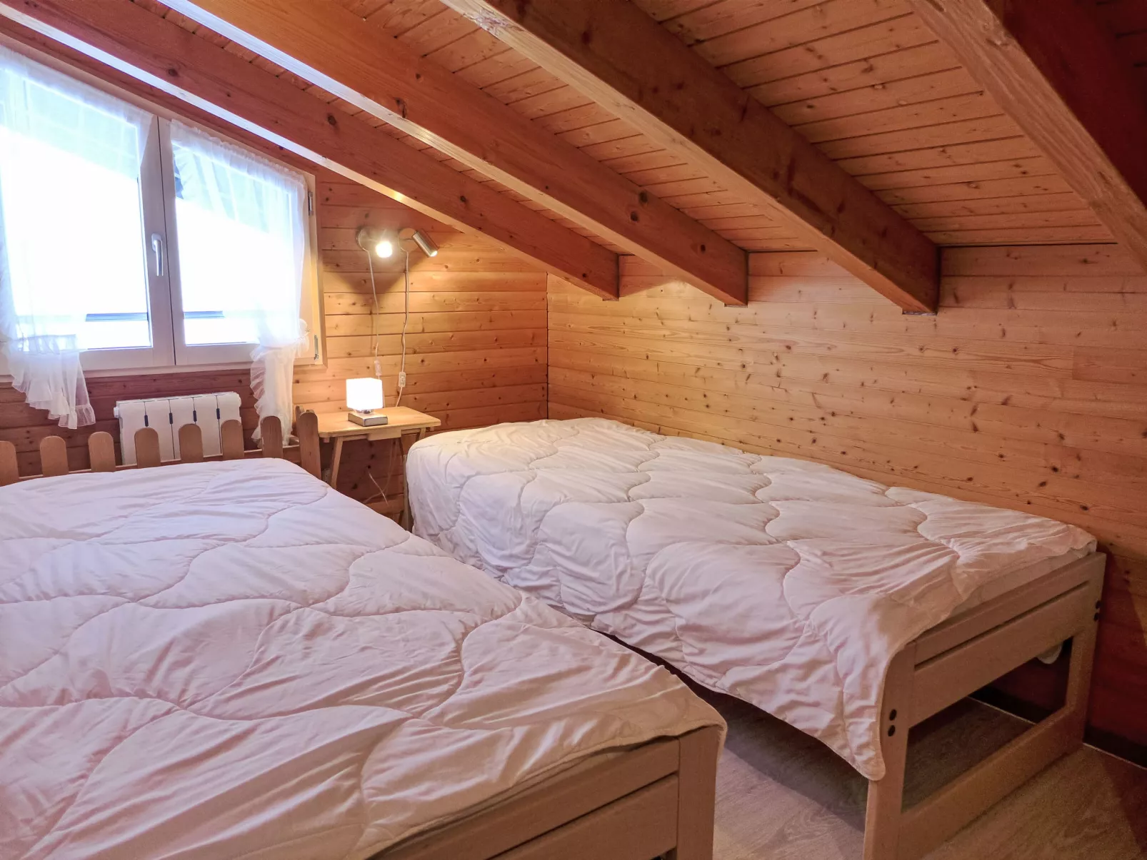 Chalet Bienli Oben-Inside