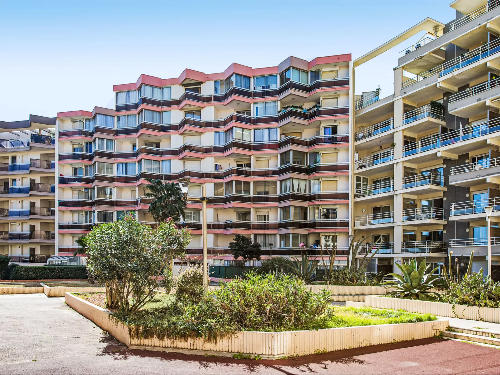 Les Balcons de la Plage-Outside