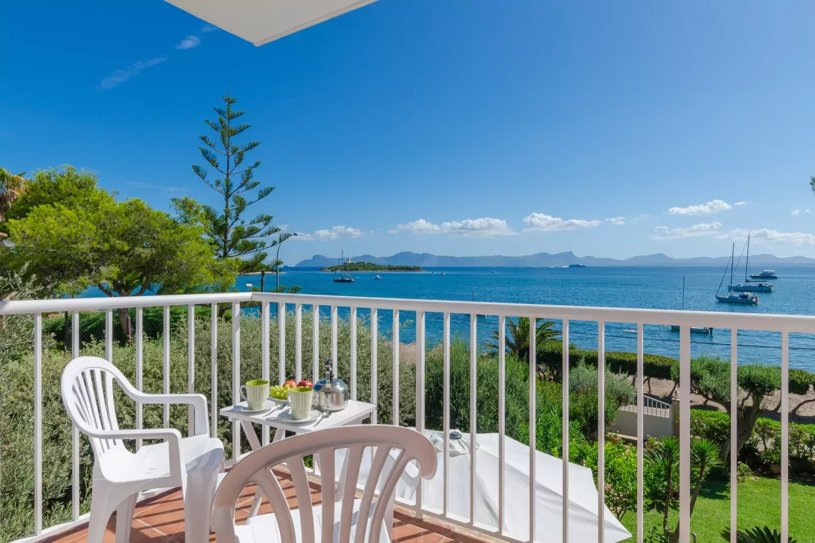 Golf-Terrace balcony