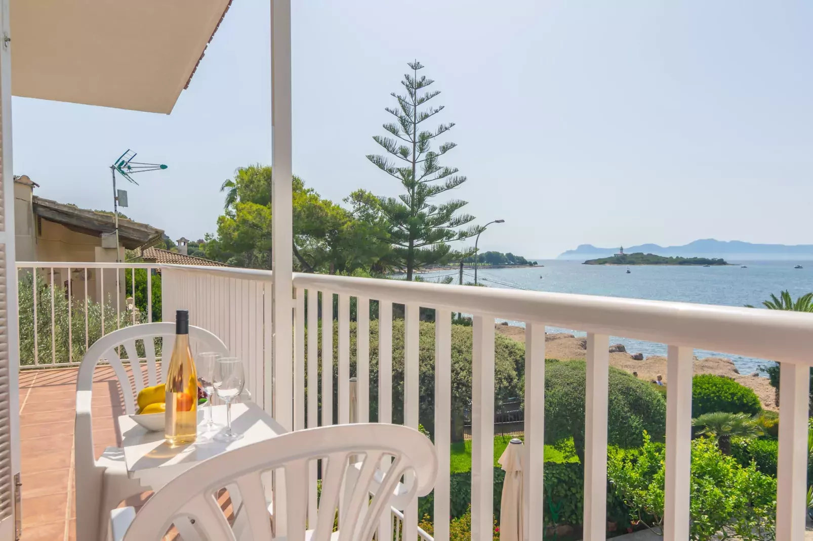 Golf-Terrace balcony