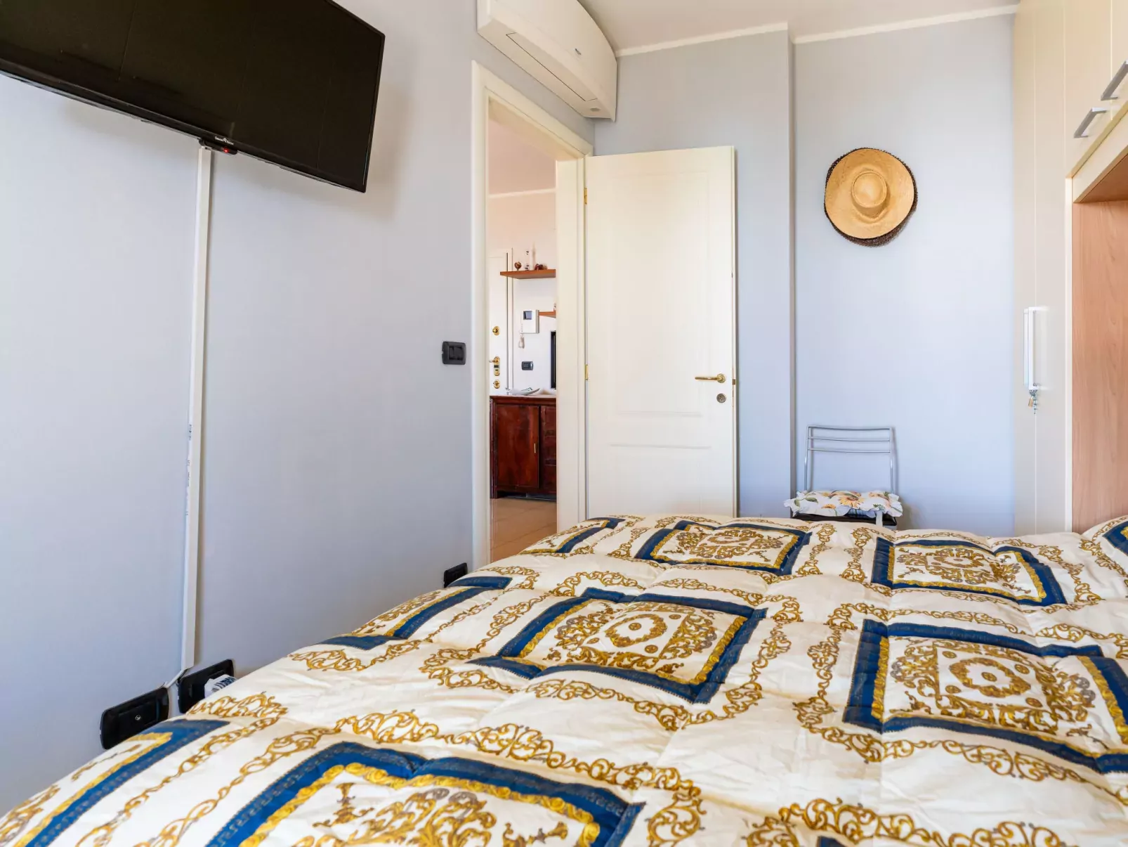 Casa al mare con bella vista-Inside