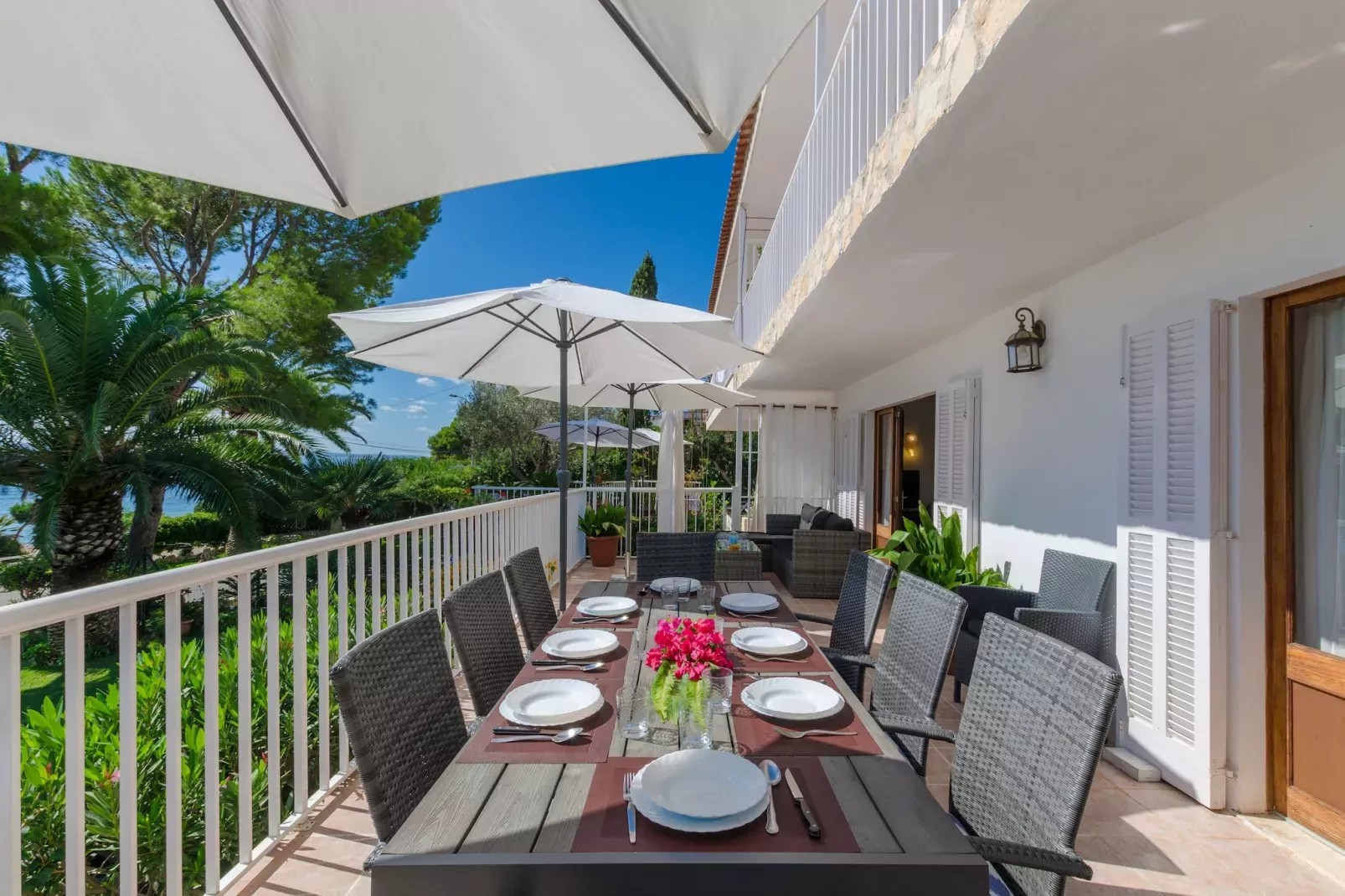 Golf-Terrace balcony