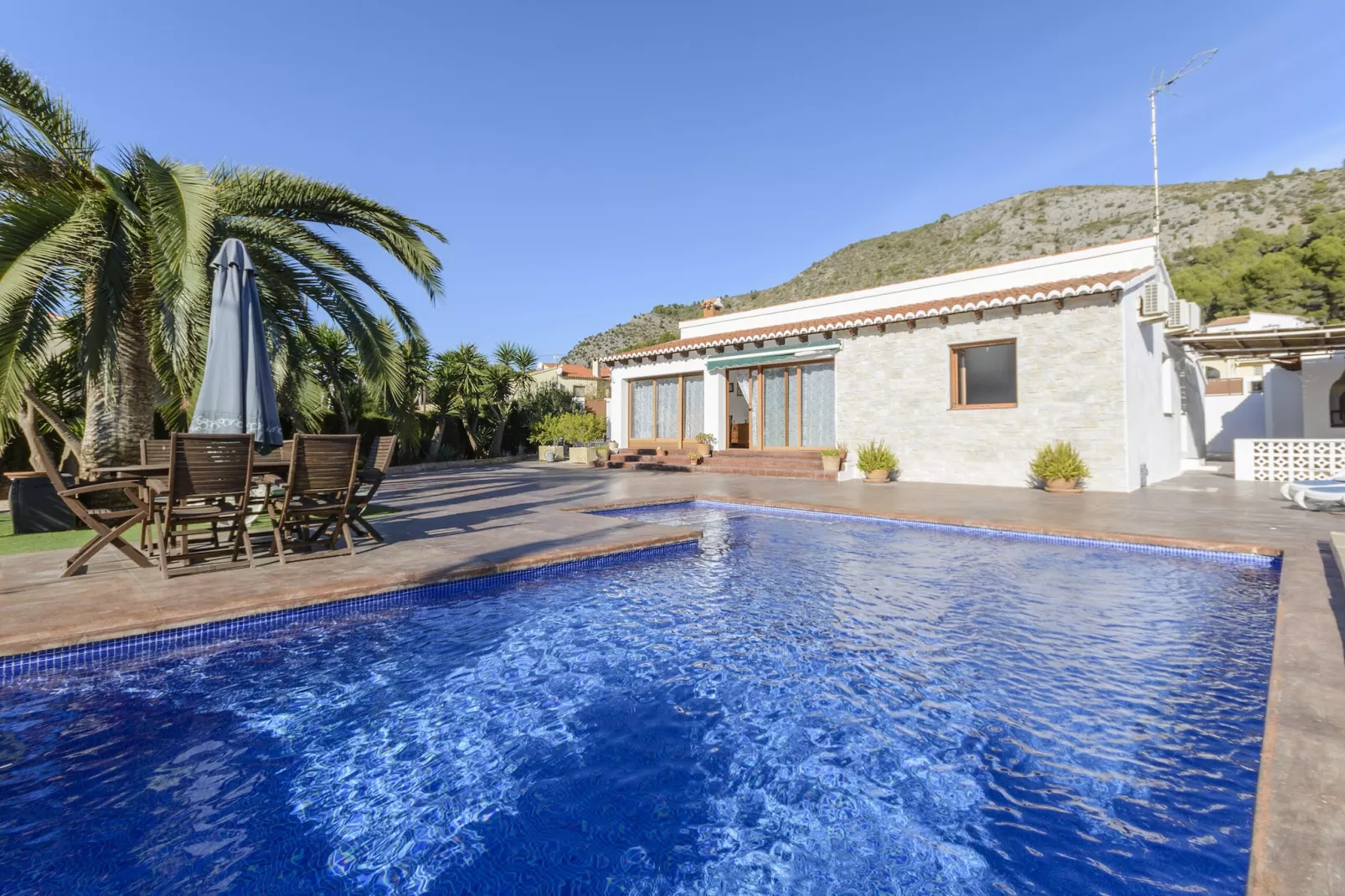 Casa Lea-Exterior summer