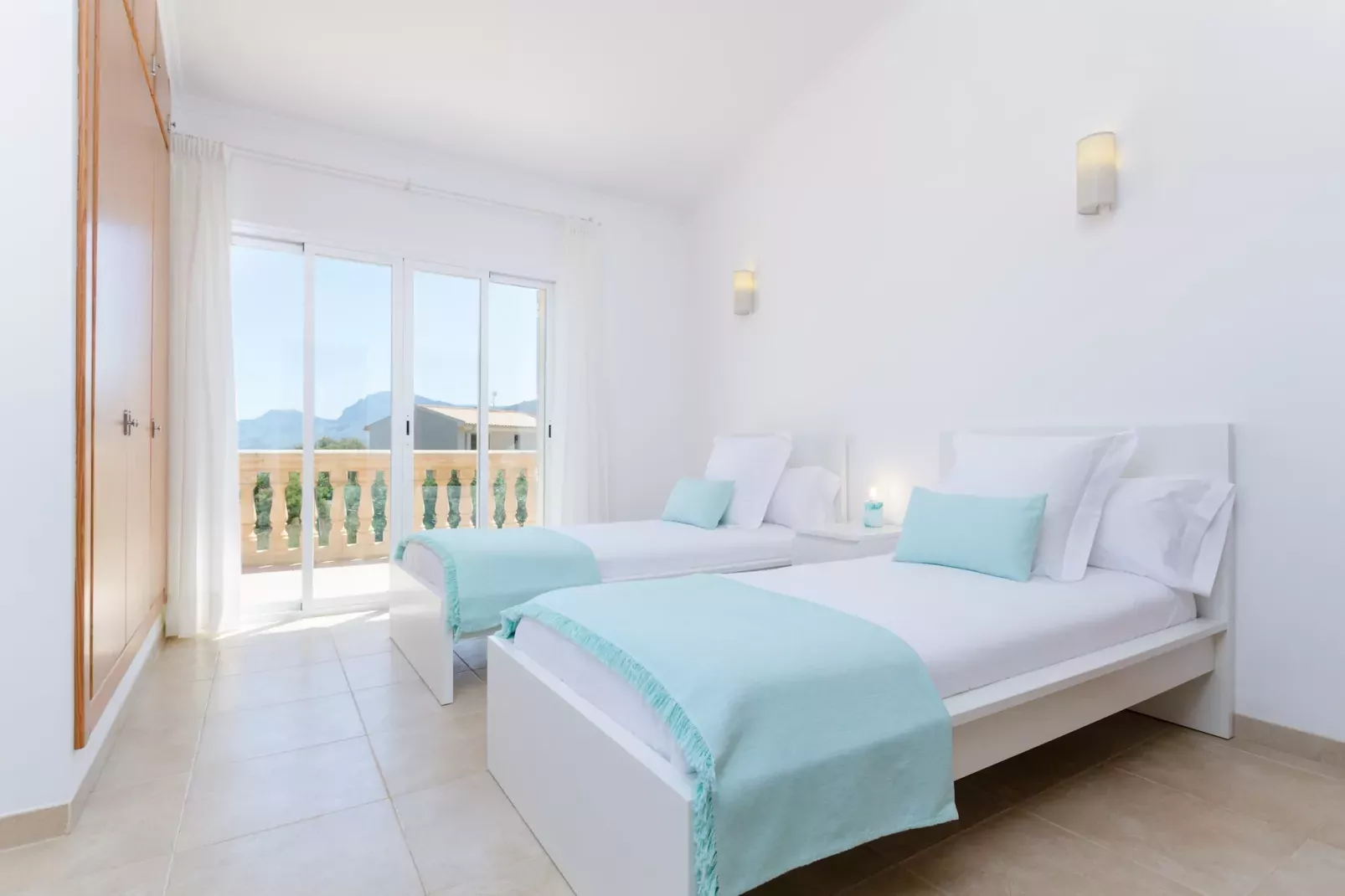 Dones D'aigua 11-Bedroom