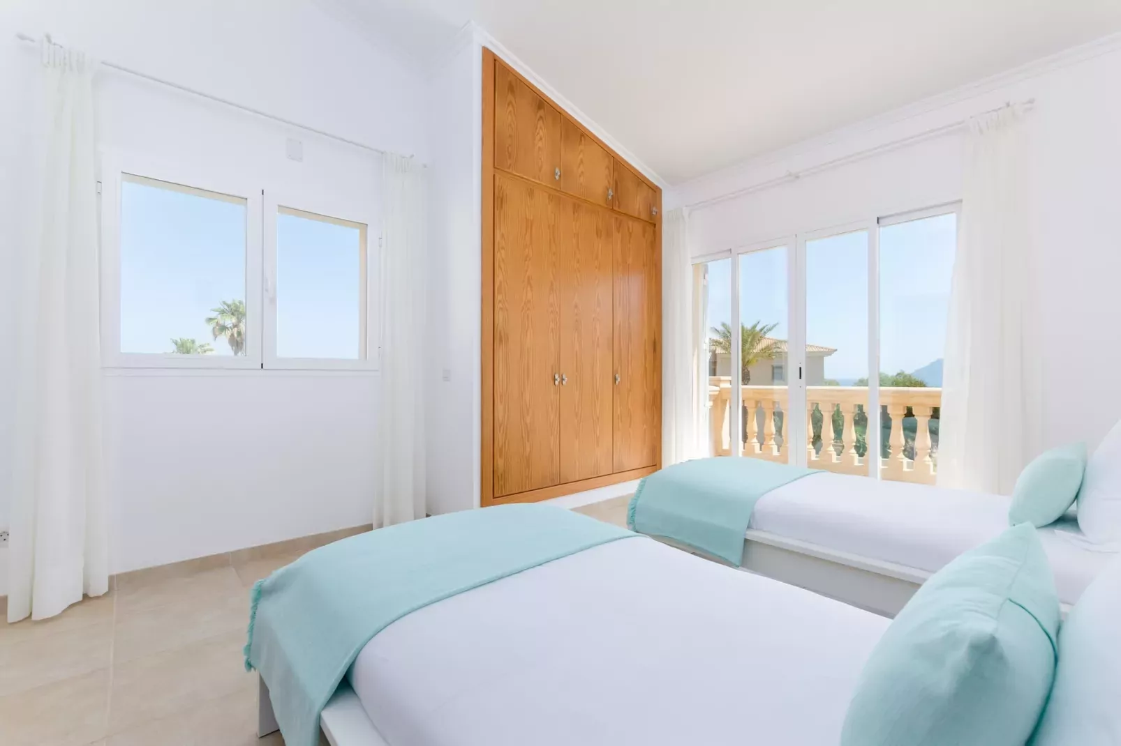 Dones D'aigua 11-Bedroom