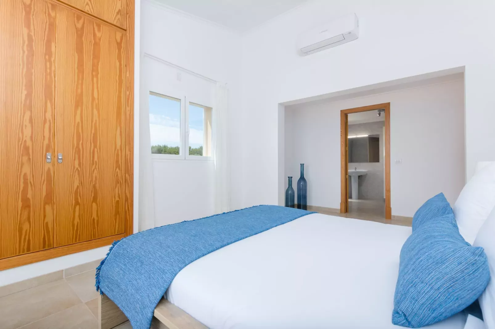 Dones D'aigua 11-Bedroom