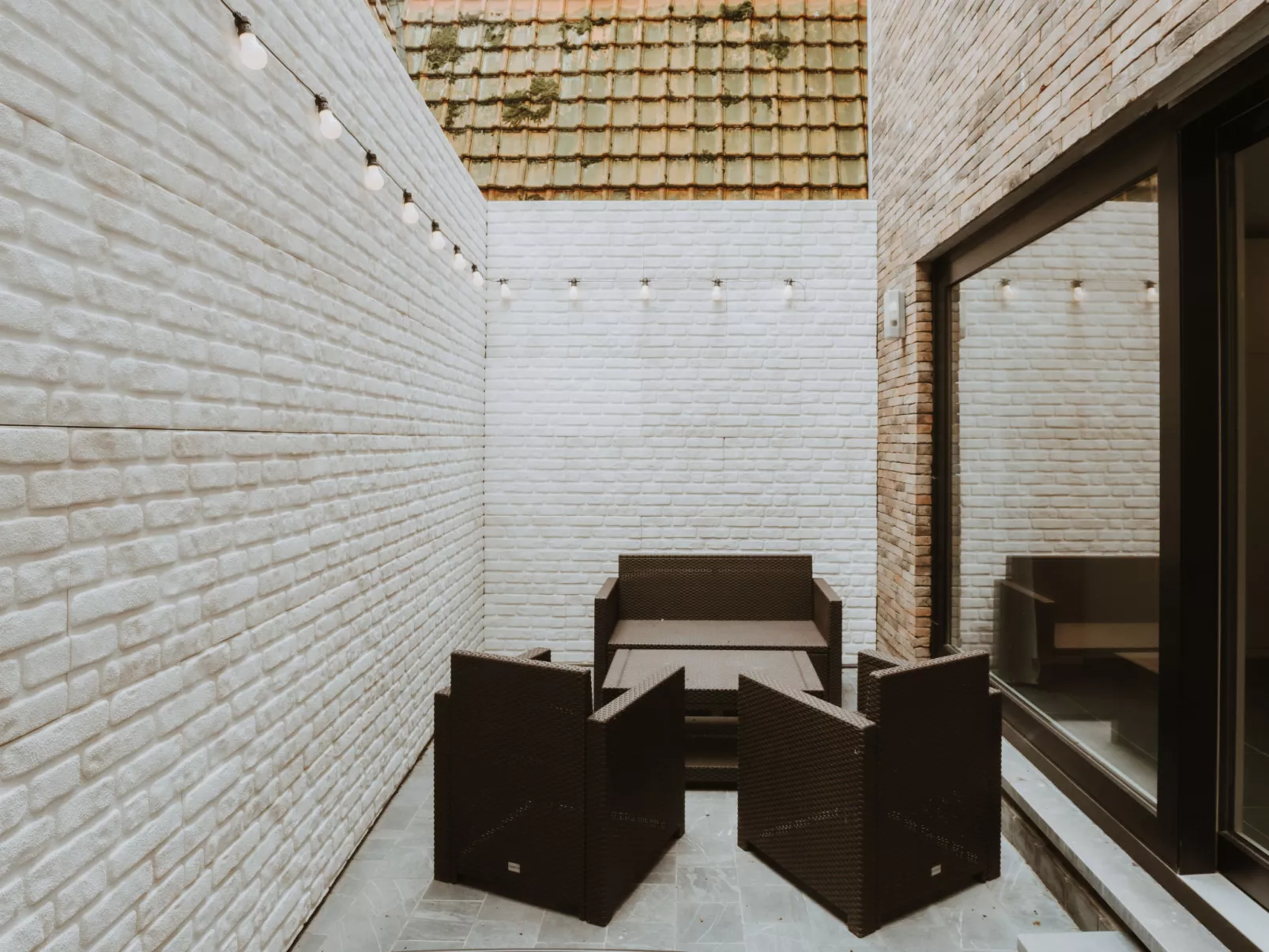 Oasi with parking and terrace-Outside