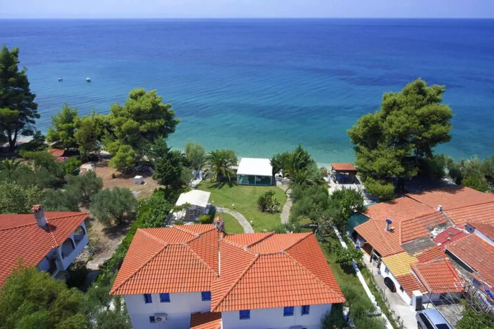 Holiday residence Acrotel Athena Villas, Elia Beach-1-bedroom-apartment ground floor-Vue sur l'eau