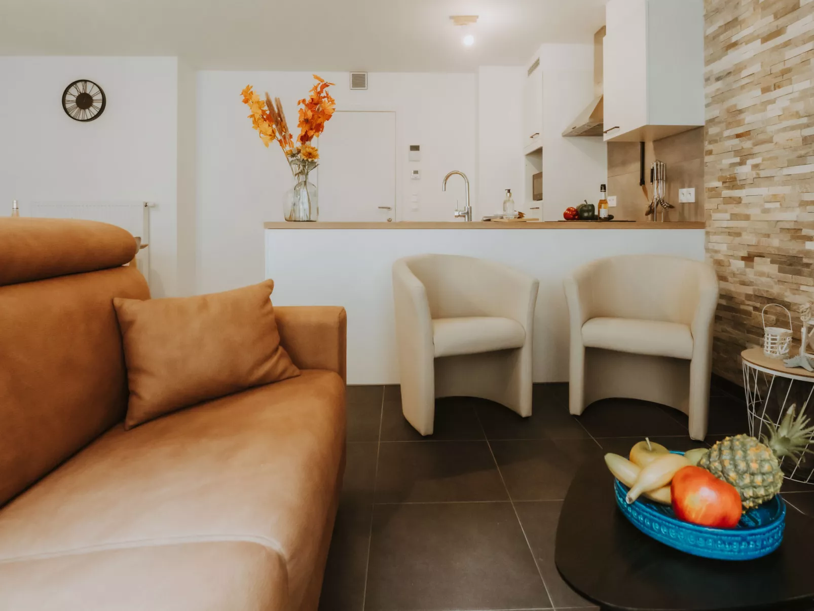 Oasi with parking and terrace-Inside