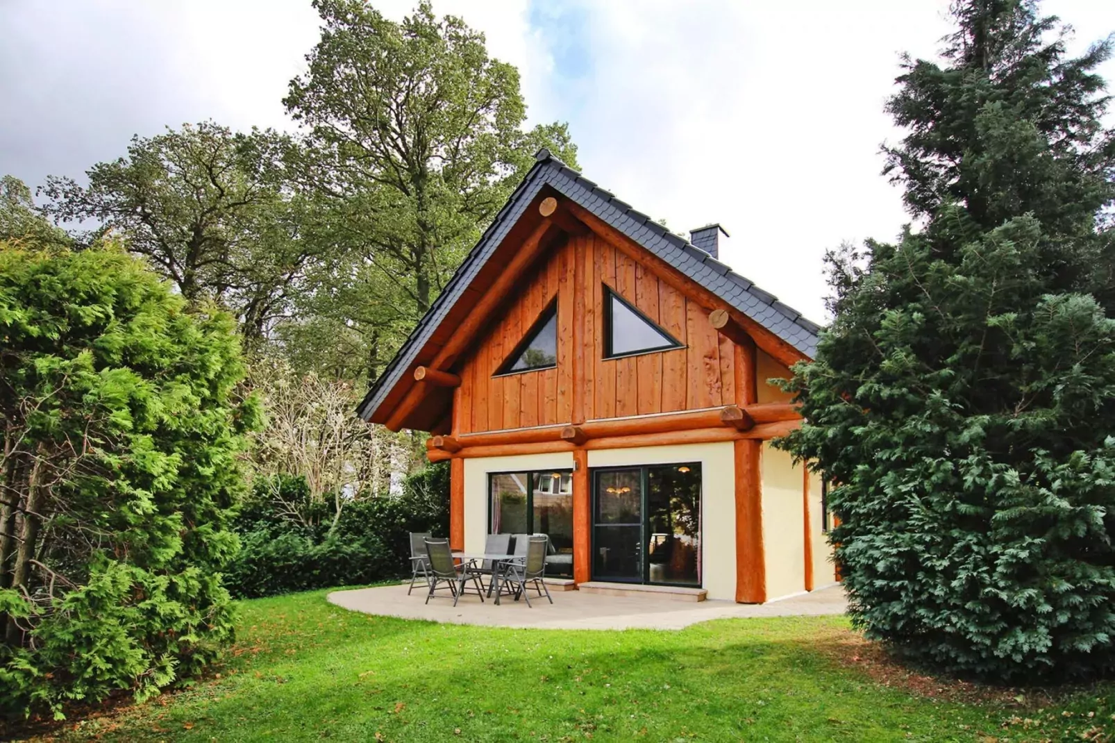 Ferienhaus Waldblick 85 qm-Exterior summer