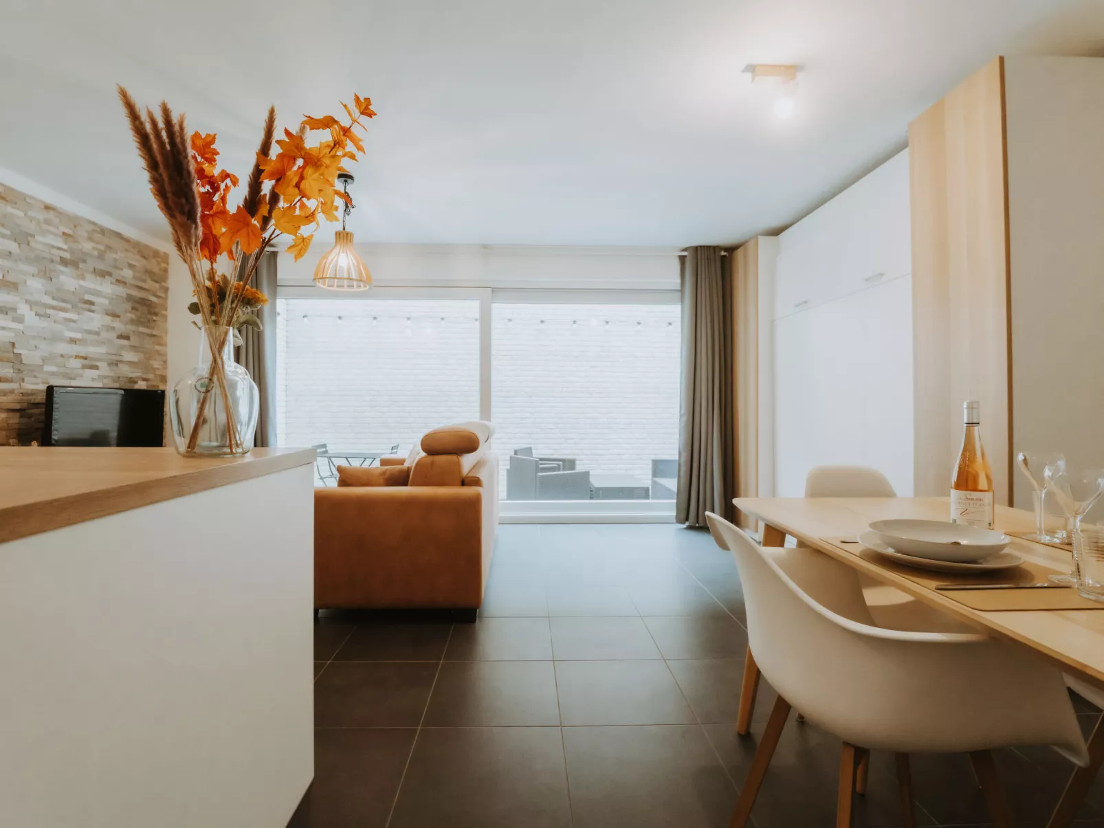 Oasi with parking and terrace-Inside