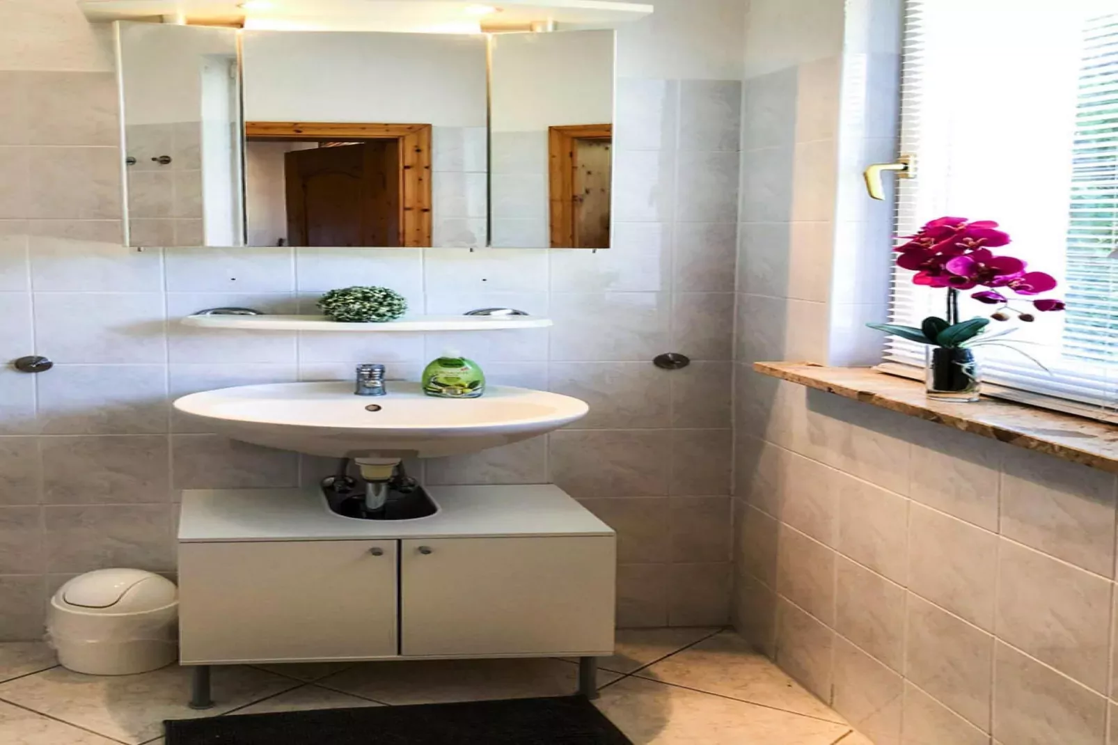 Reihenbungalow neu 45 qm-Badezimmer
