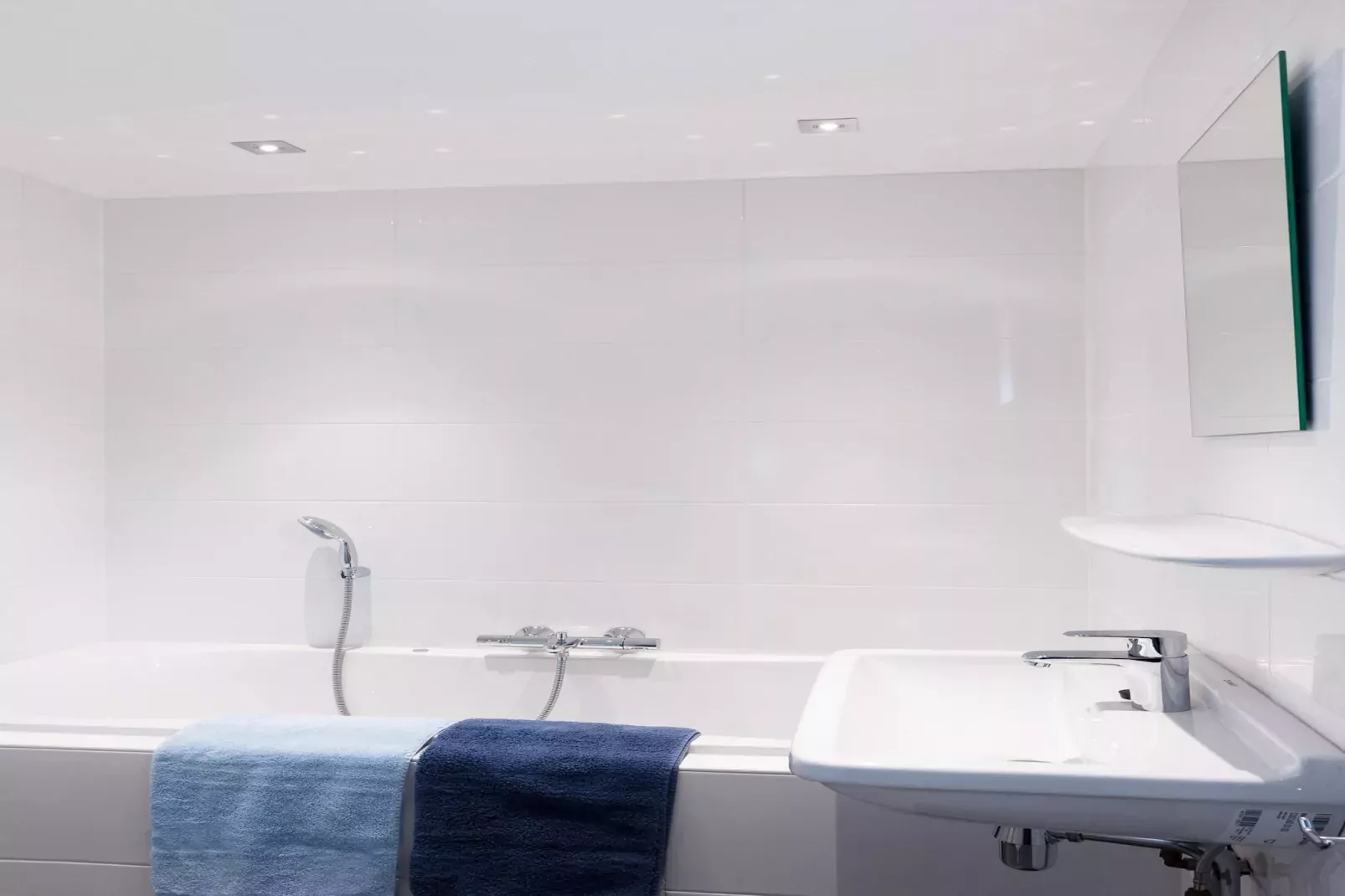 Skip Wellness de luxe met sauna-Badezimmer