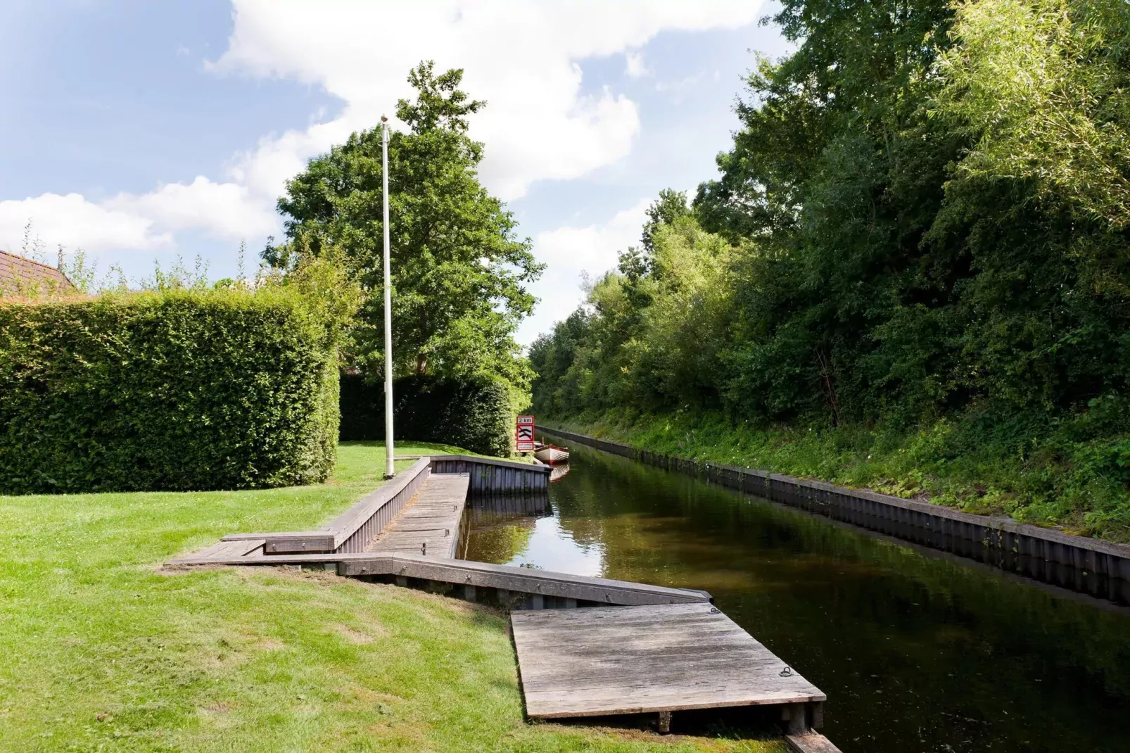 Skip Wellness de luxe met sauna-Gebiete Sommer 1 km
