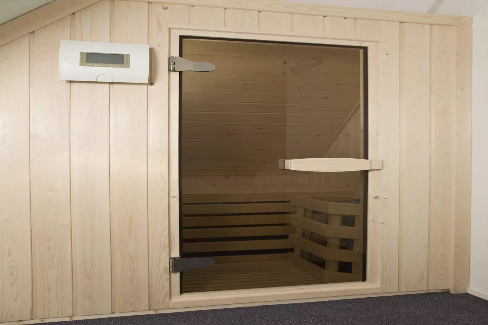 Skip Wellness de luxe met sauna-Ambiente