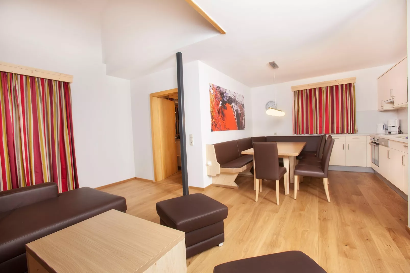 Kirchstubn - Top 6-Dining room