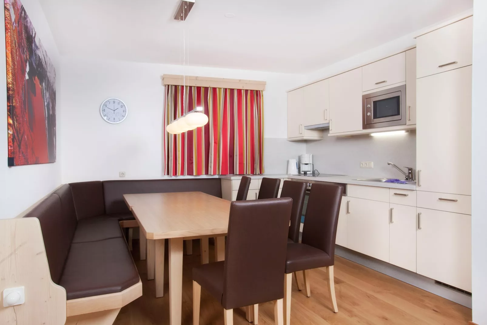 Kirchstubn - Top 6-Dining room