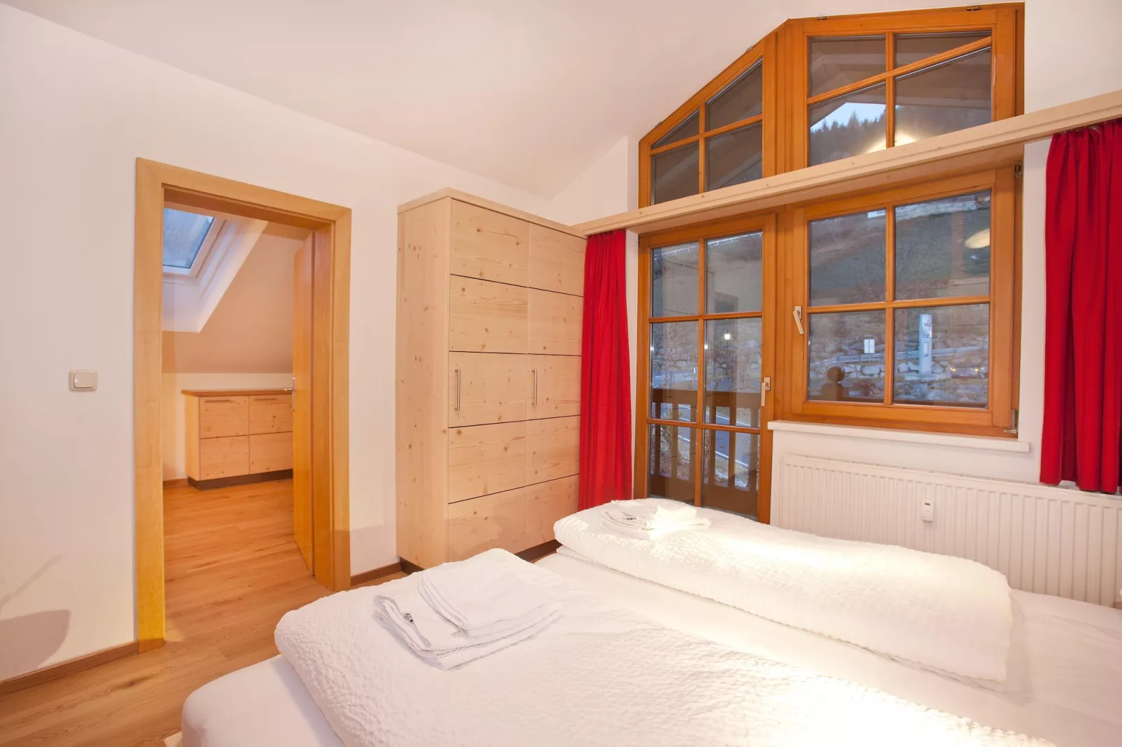 Kirchstubn - Top 6-Bedroom