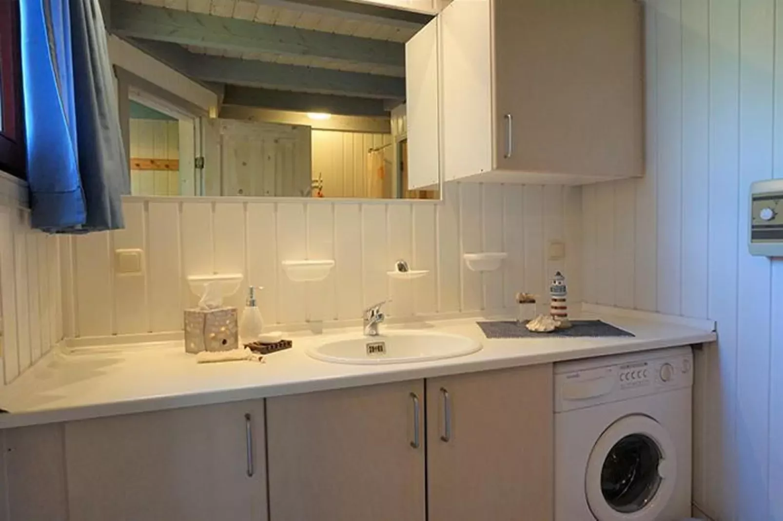 FH Wildgans Comfort mit Sauna & Kaminofen 81 qm 182-Bathroom