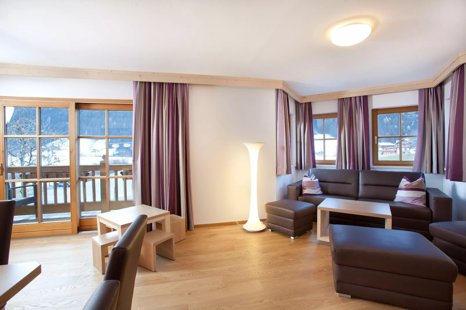 Kirchstubn- Top 2 und Top 3 - große Wohnung-Living room