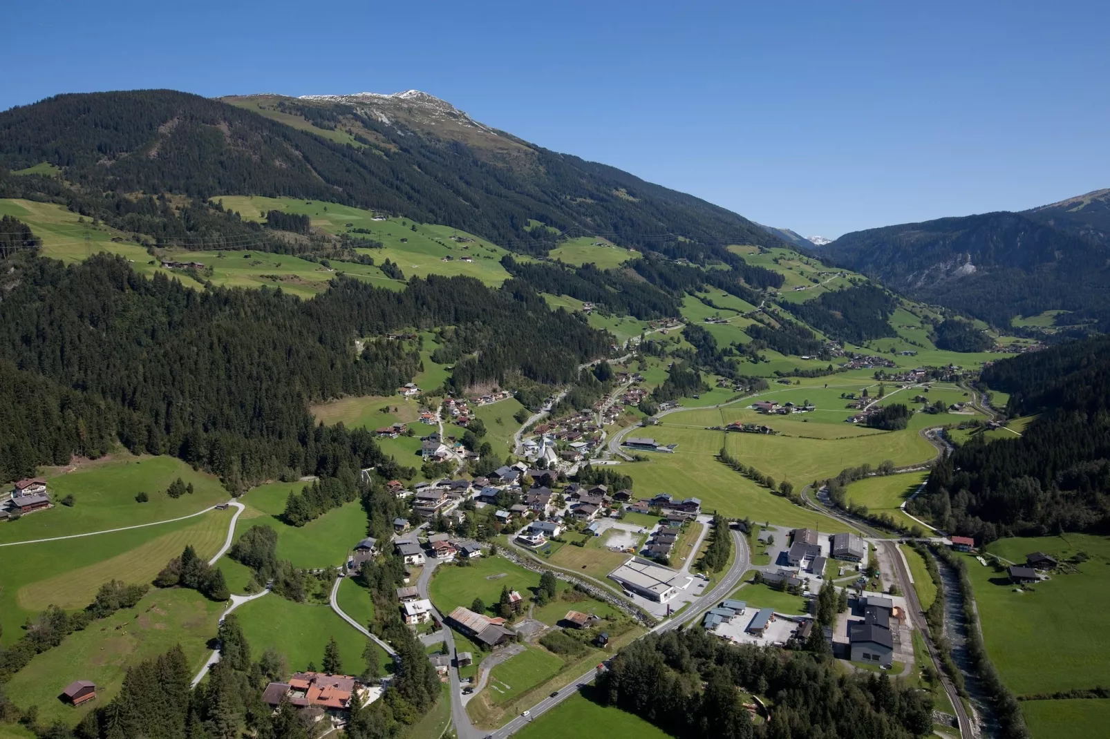 Kirchstubn- Top 2 und Top 3 - große Wohnung-View summer