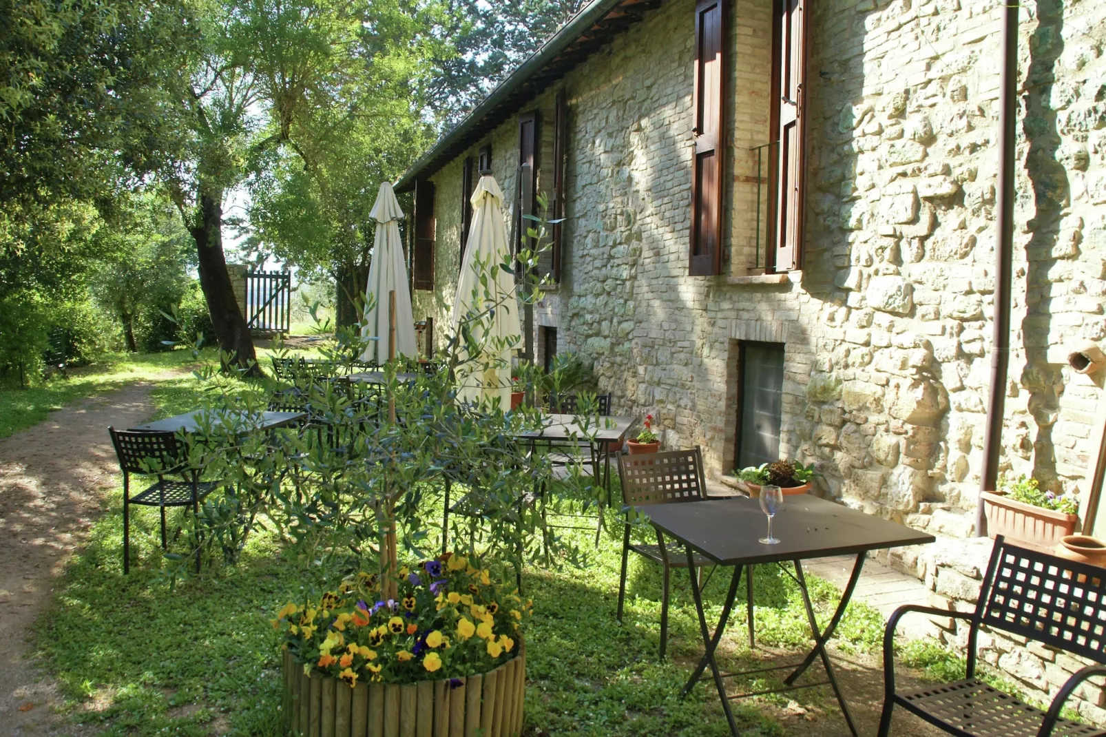 Armeria-Terrace balcony