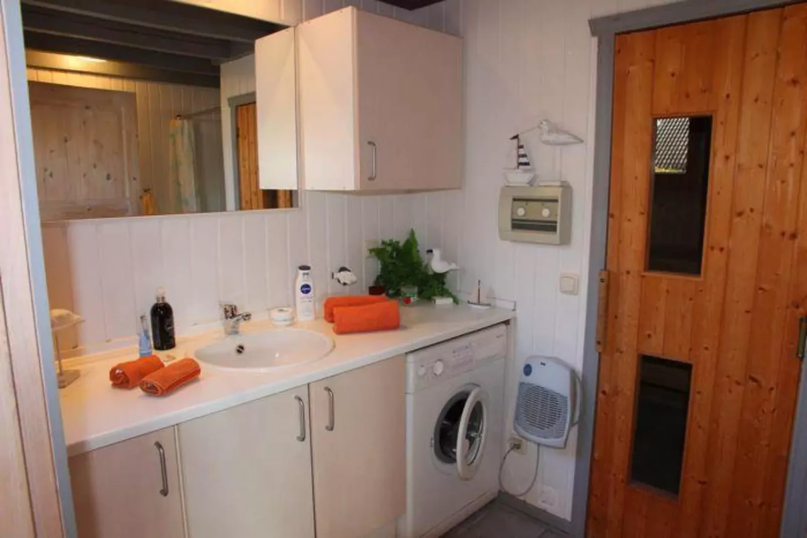 FH Wildgans Comfort Nr 272-Bathroom