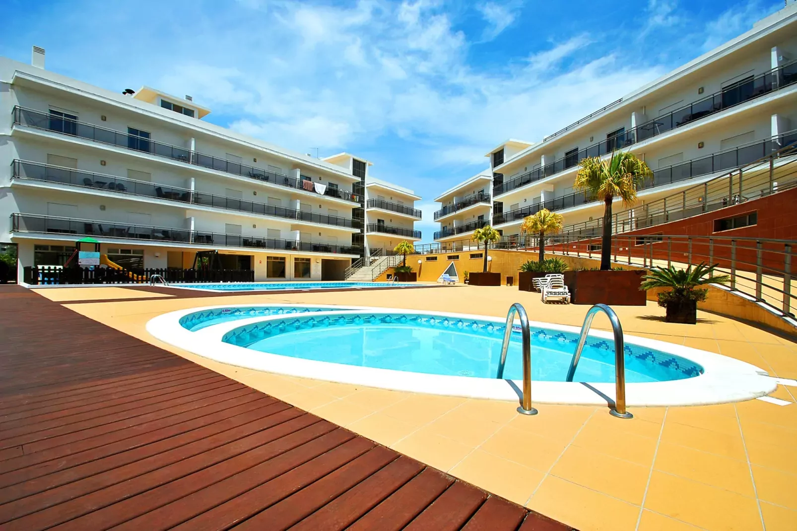 Apartment Barbados-Exterior summer