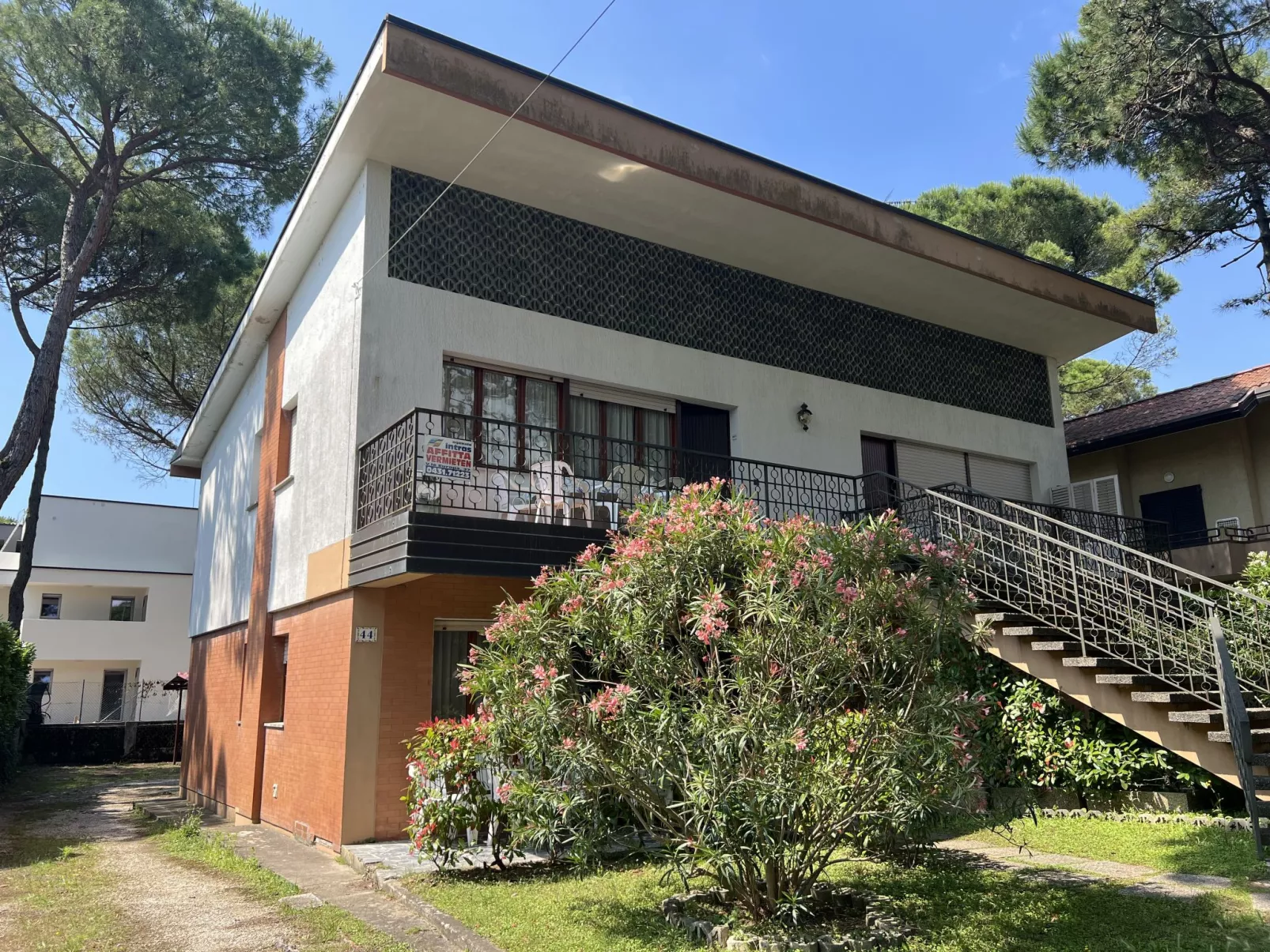 Villa Alba-Outside